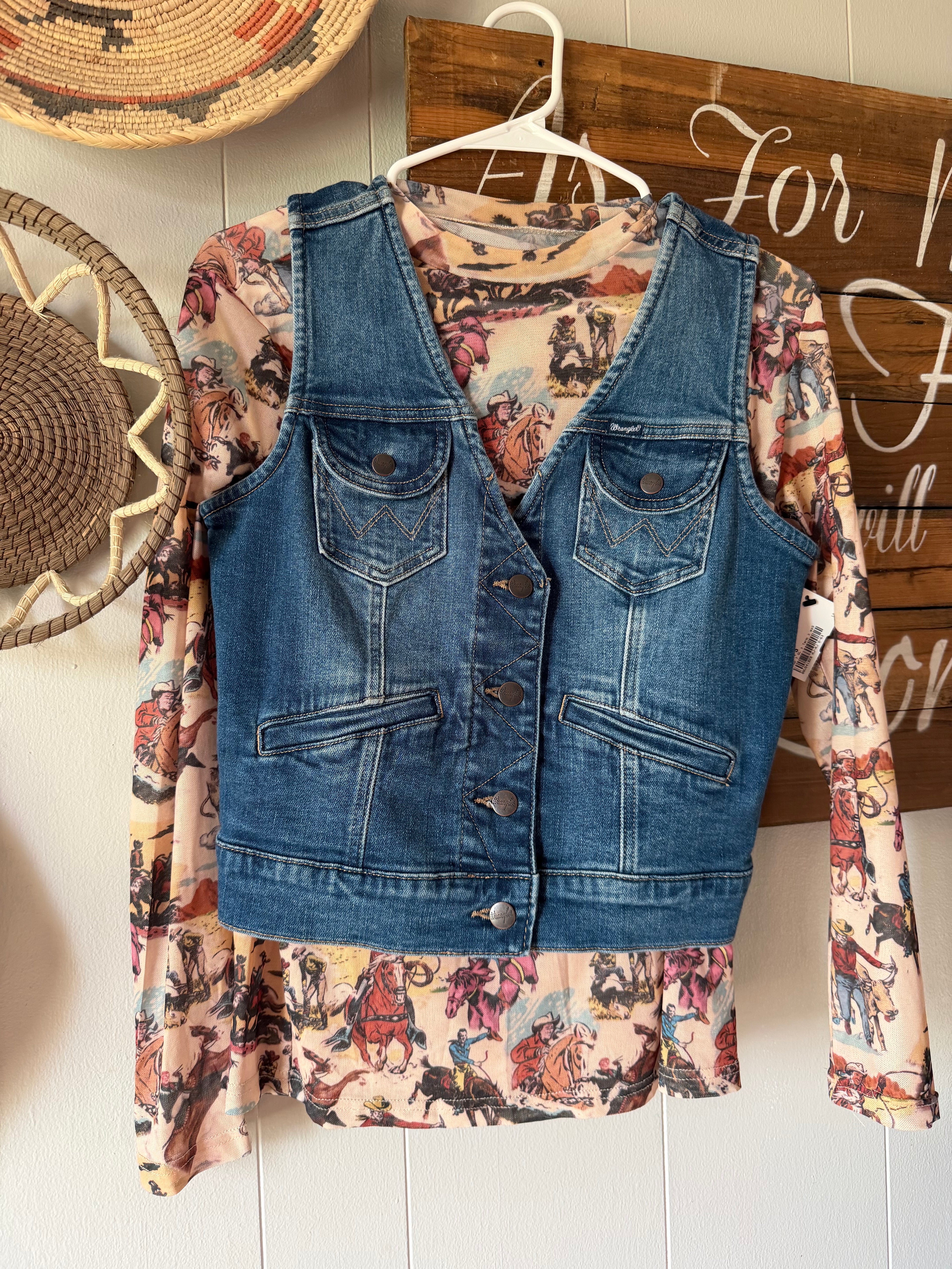 M/L western layering top