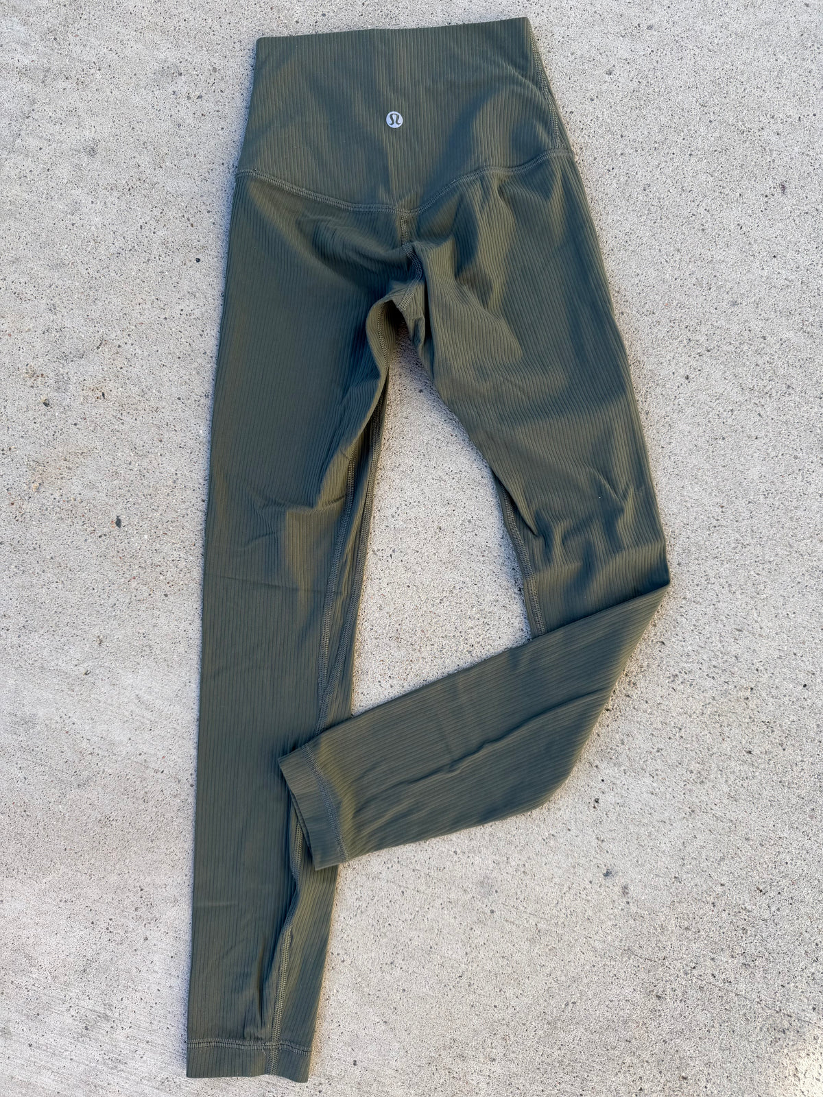 Lulu lemon 🍋 align ribbed leggings size 0