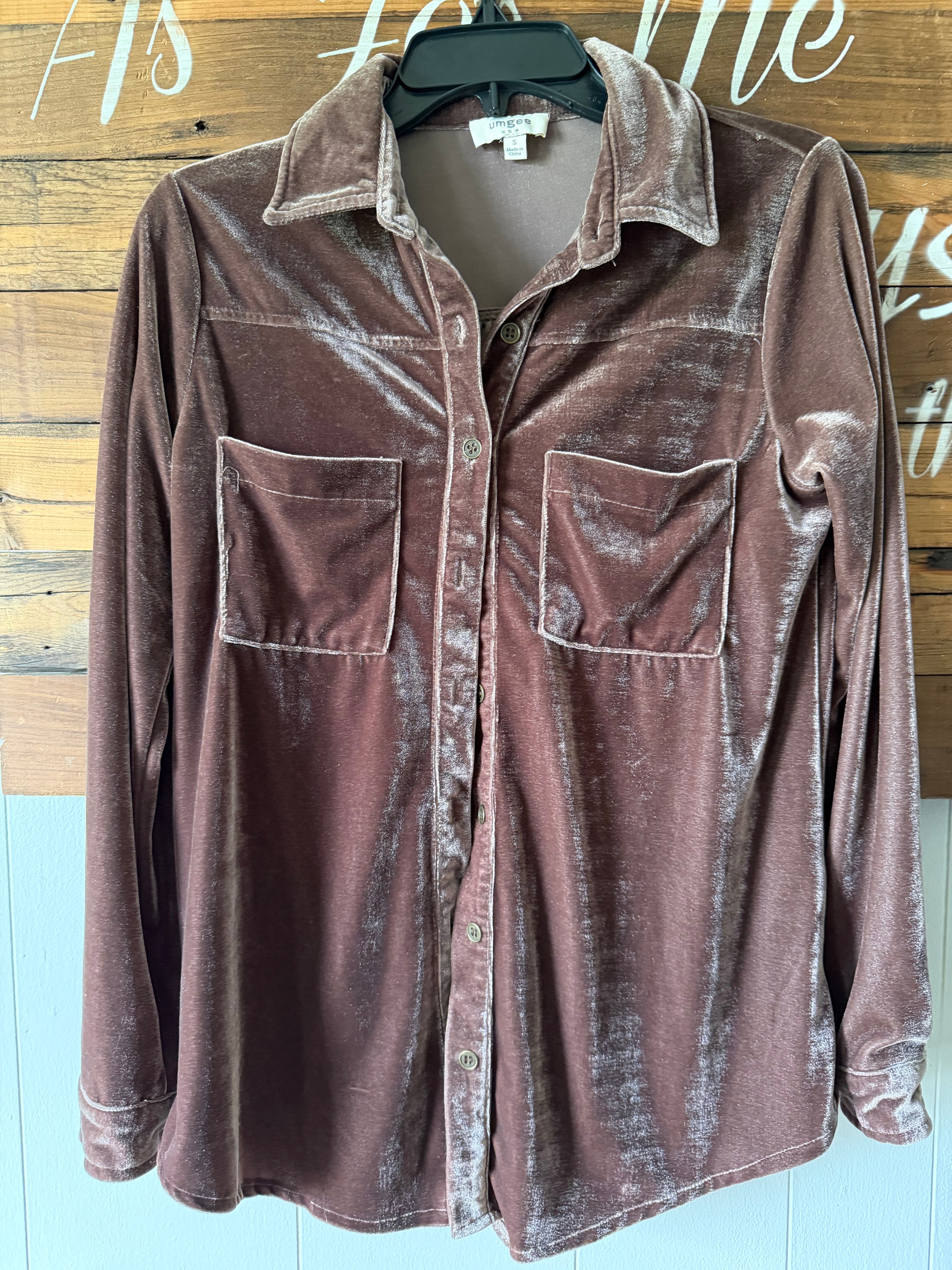 Crushed velvet boutique top (s)