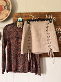 Honey punch suede skirt (M)