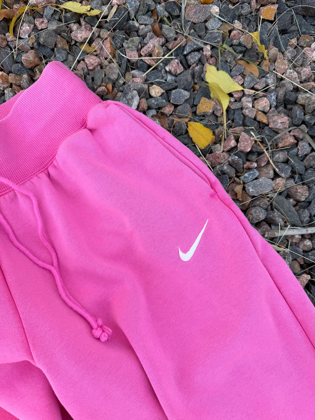 Nike fleece high waisted joggers 💖 pink 💖 small