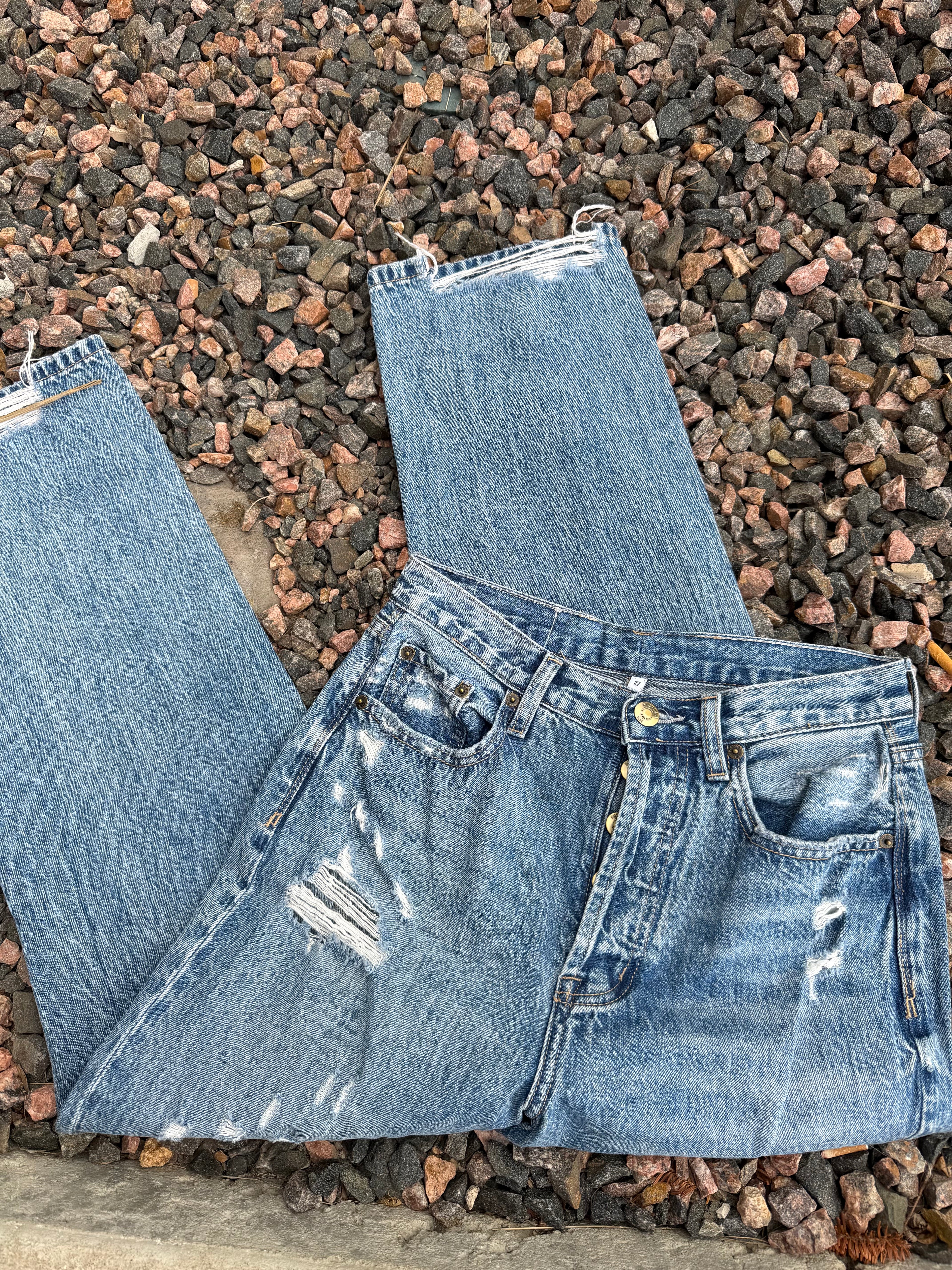 Pistola distressed denim 🔥 size 27