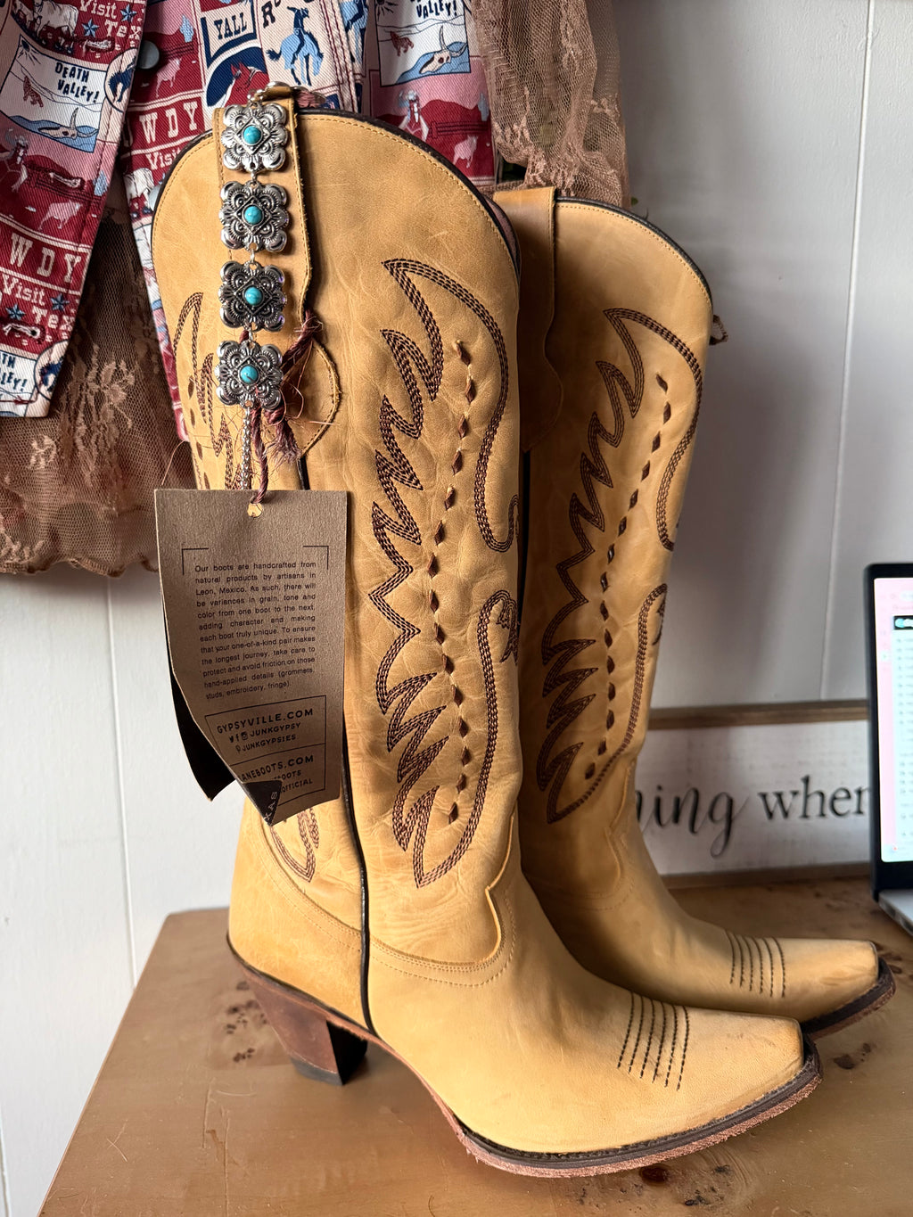 Lane boots size 9