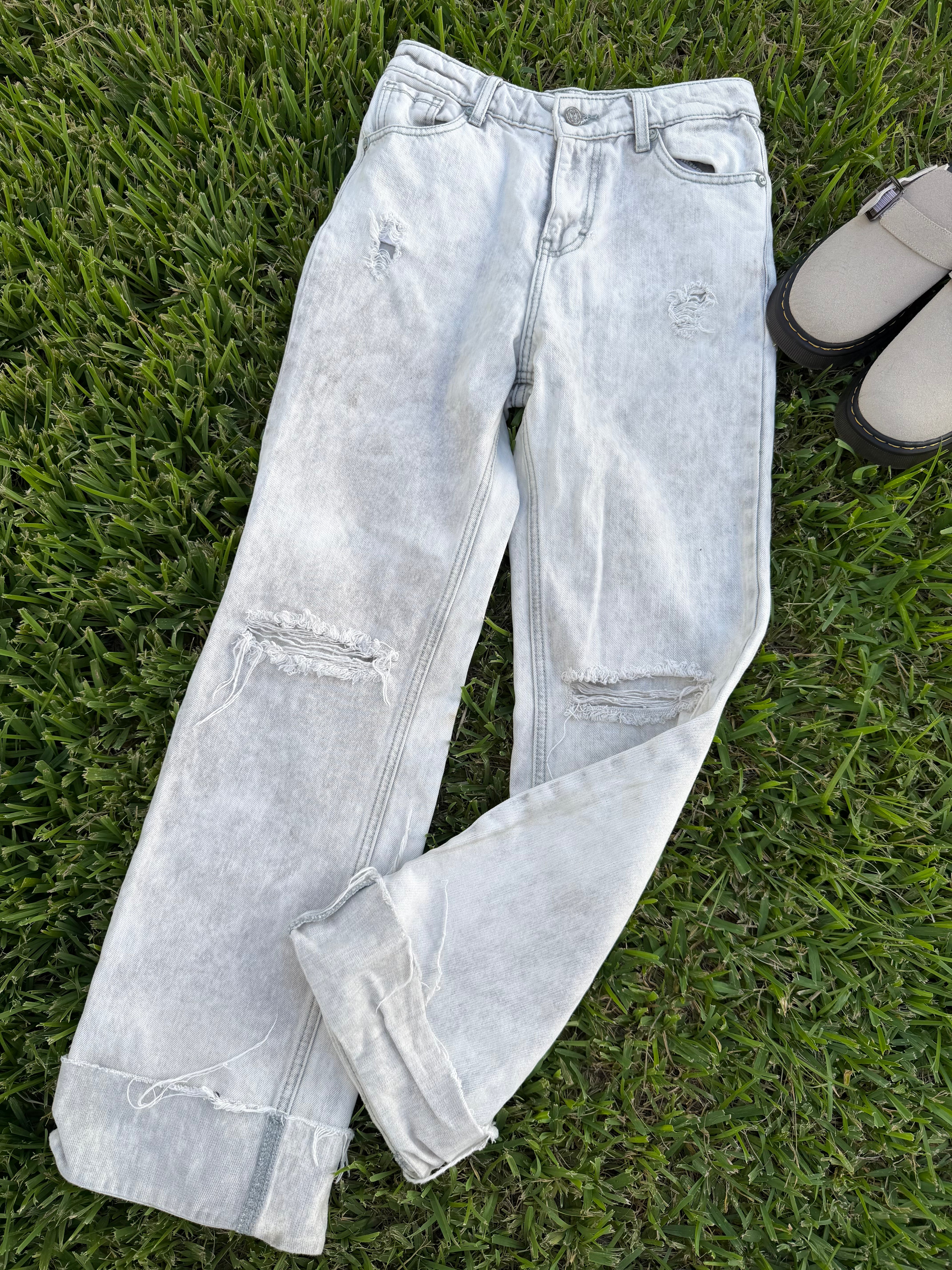Boutique hr wide leg size 2