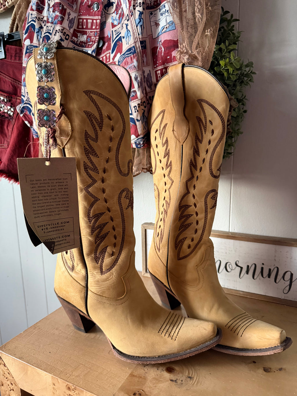 Lane boots size 9