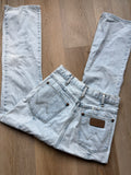 Vintage light wash wrangler 26