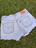 Levi’s 501 size 28