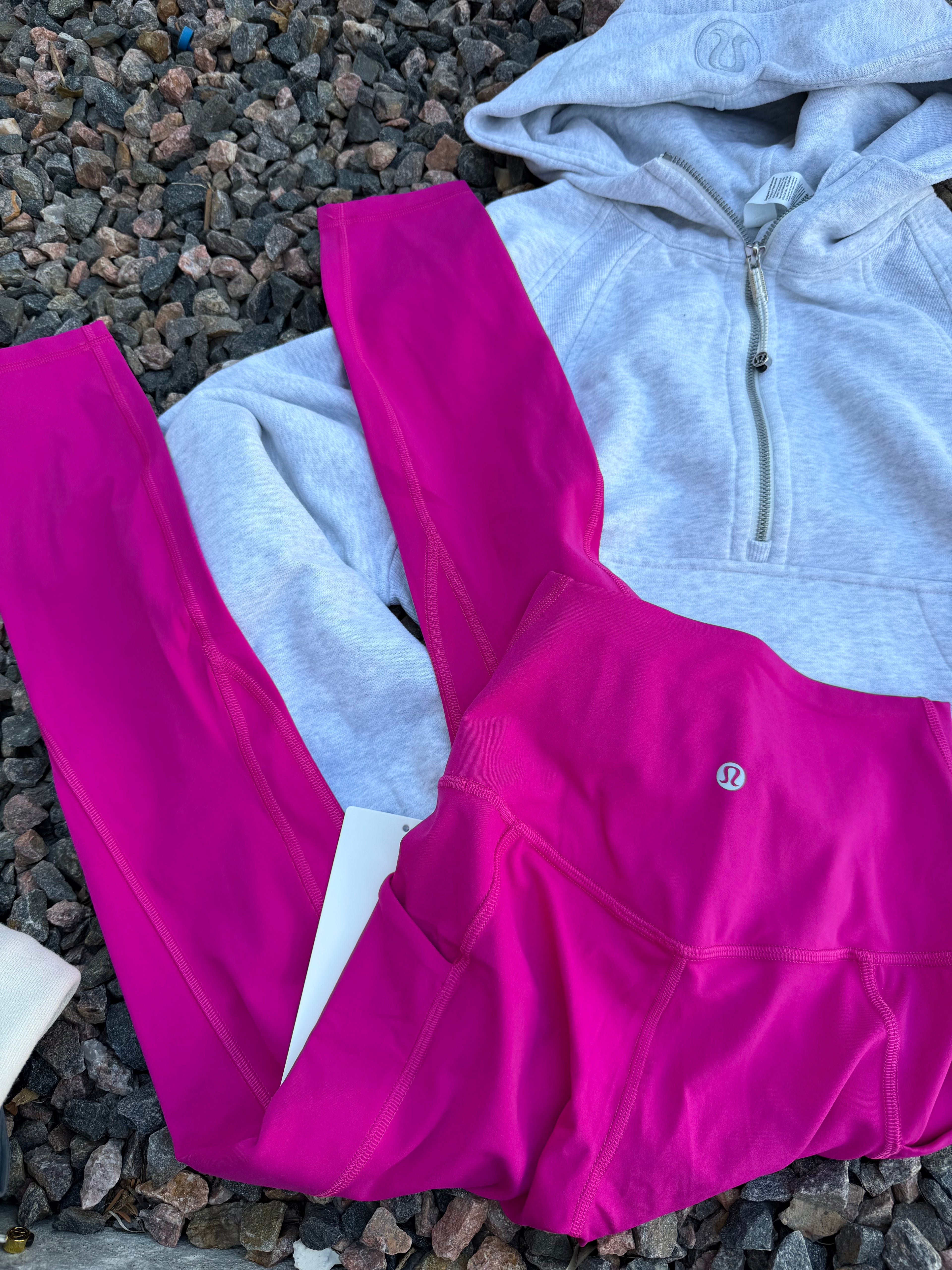 Nwt Align HR 25” size 2