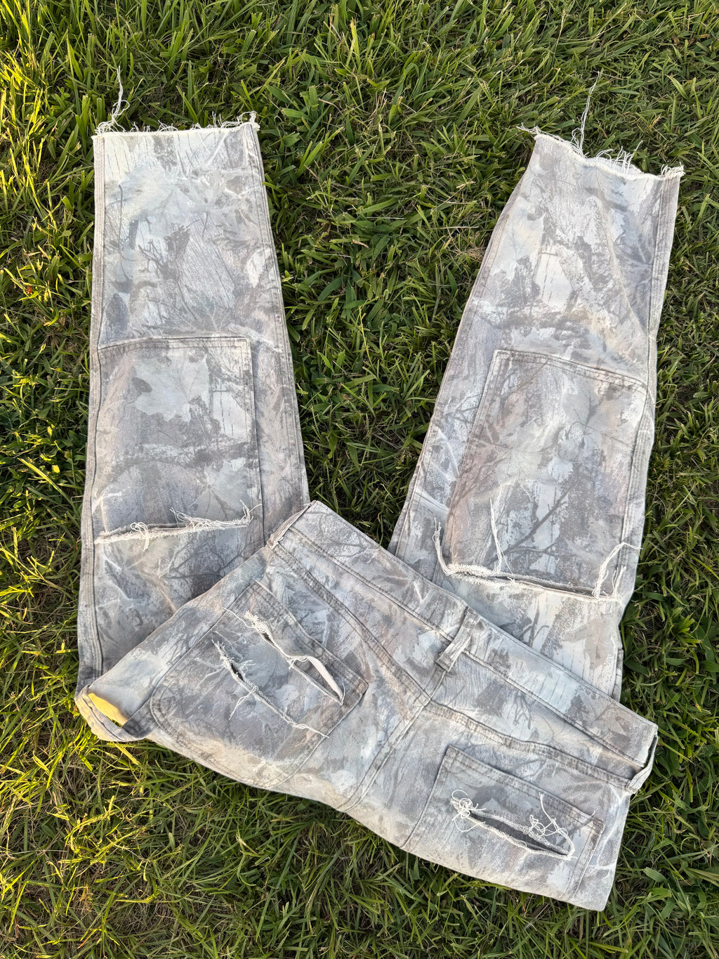 Light camo double knee distressed 🔥 (30/30)