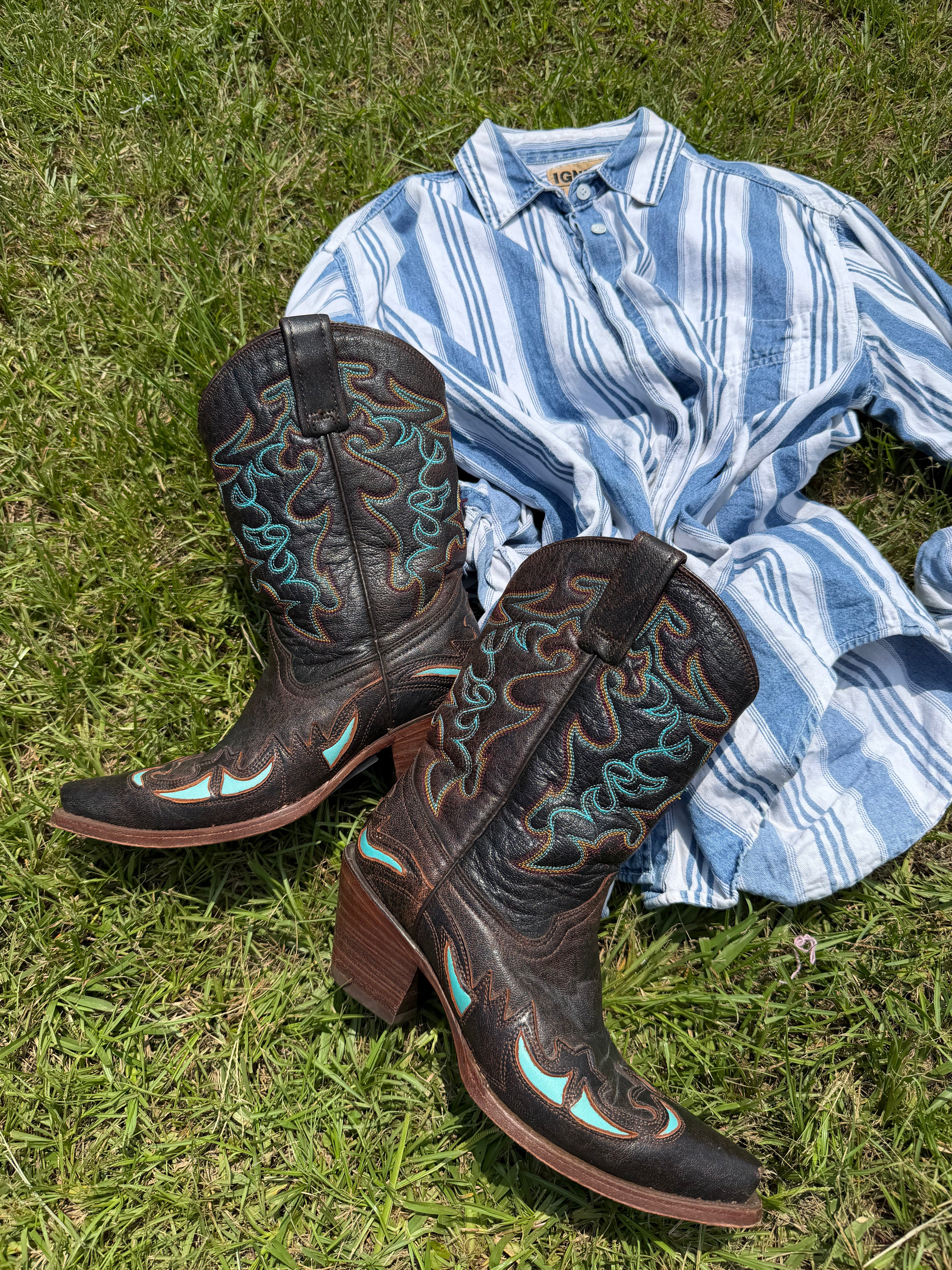 Corrall boots size 7