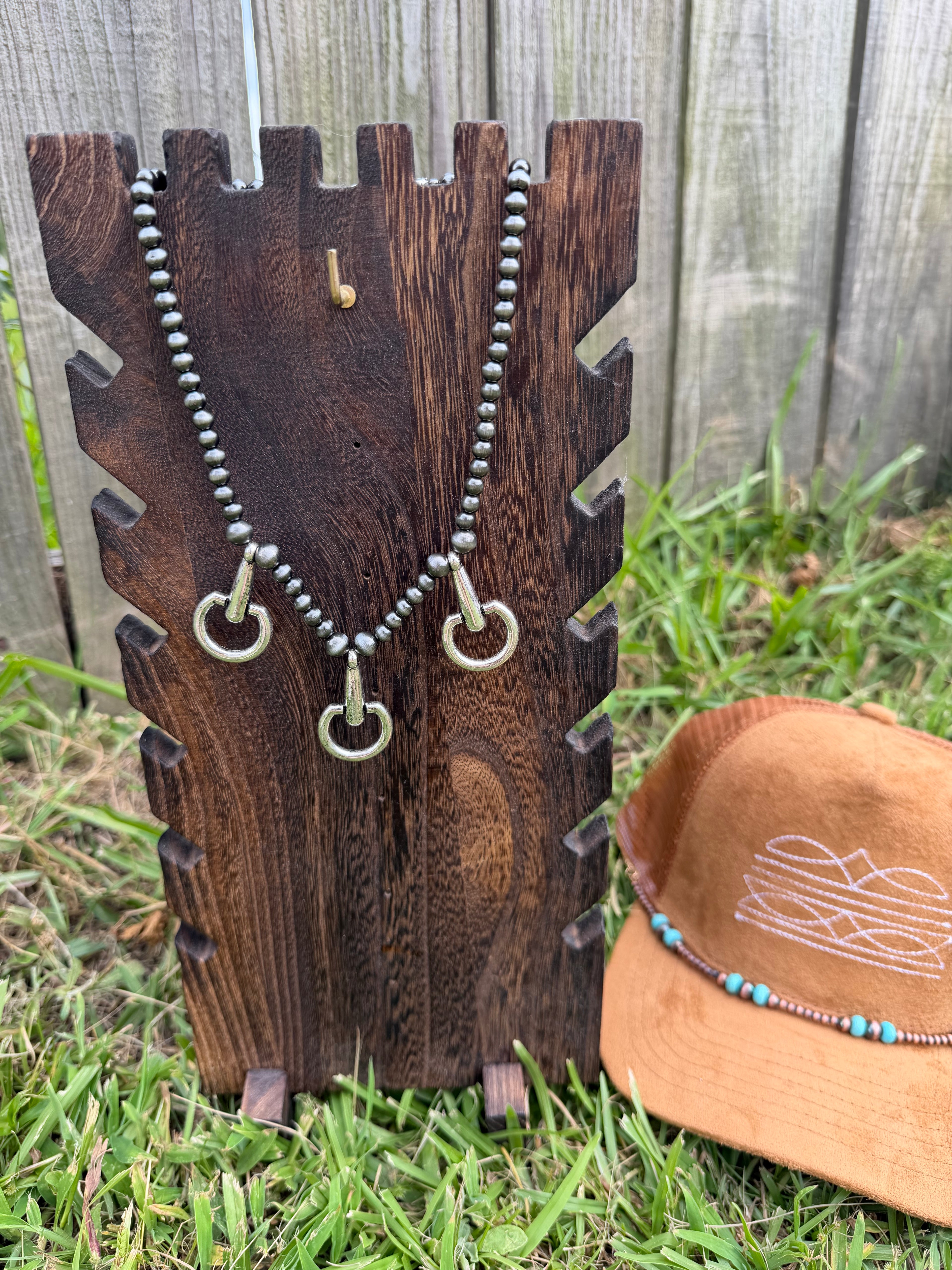 Southwestern faux Navajo pearl 🔥necklace  multi-strand jackla pendants