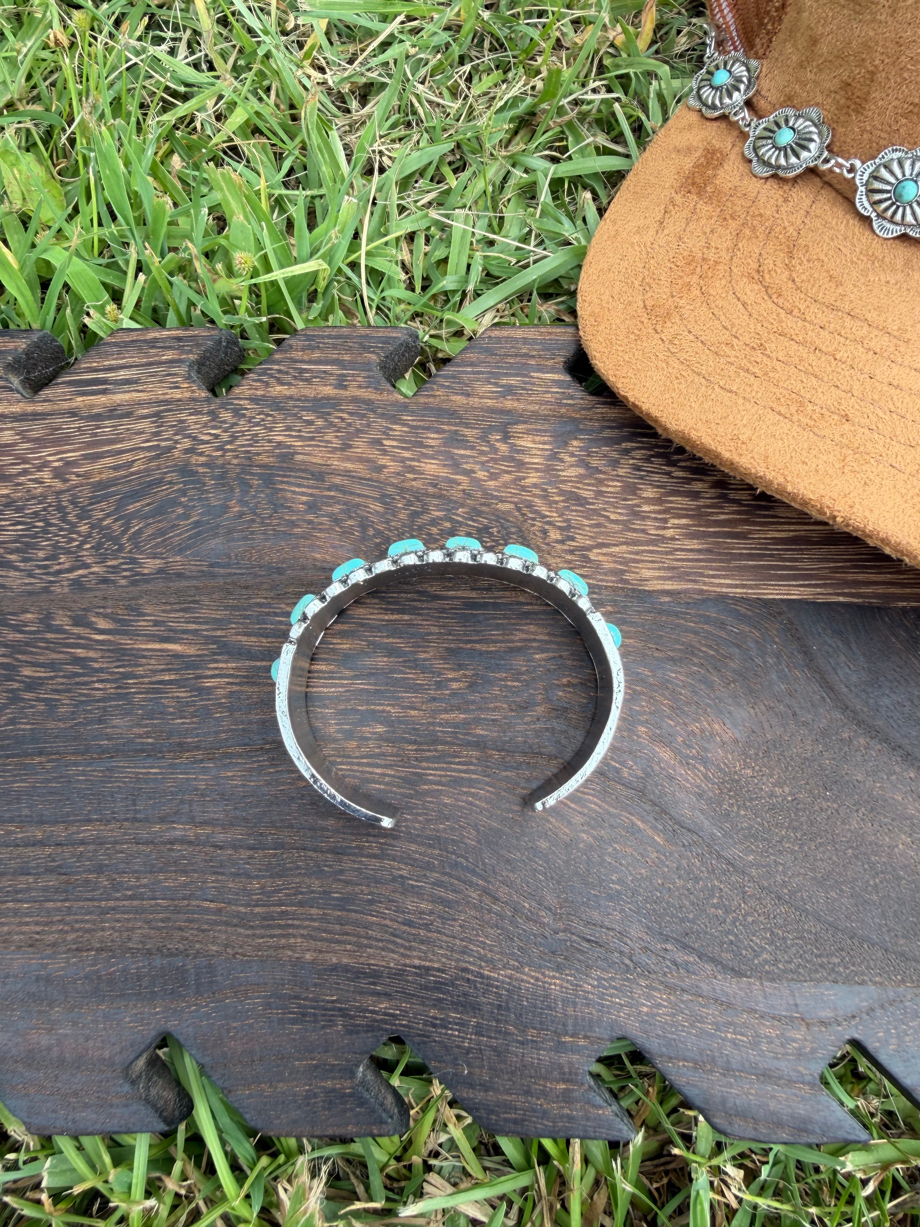 Western stone bangle 🪩♠️