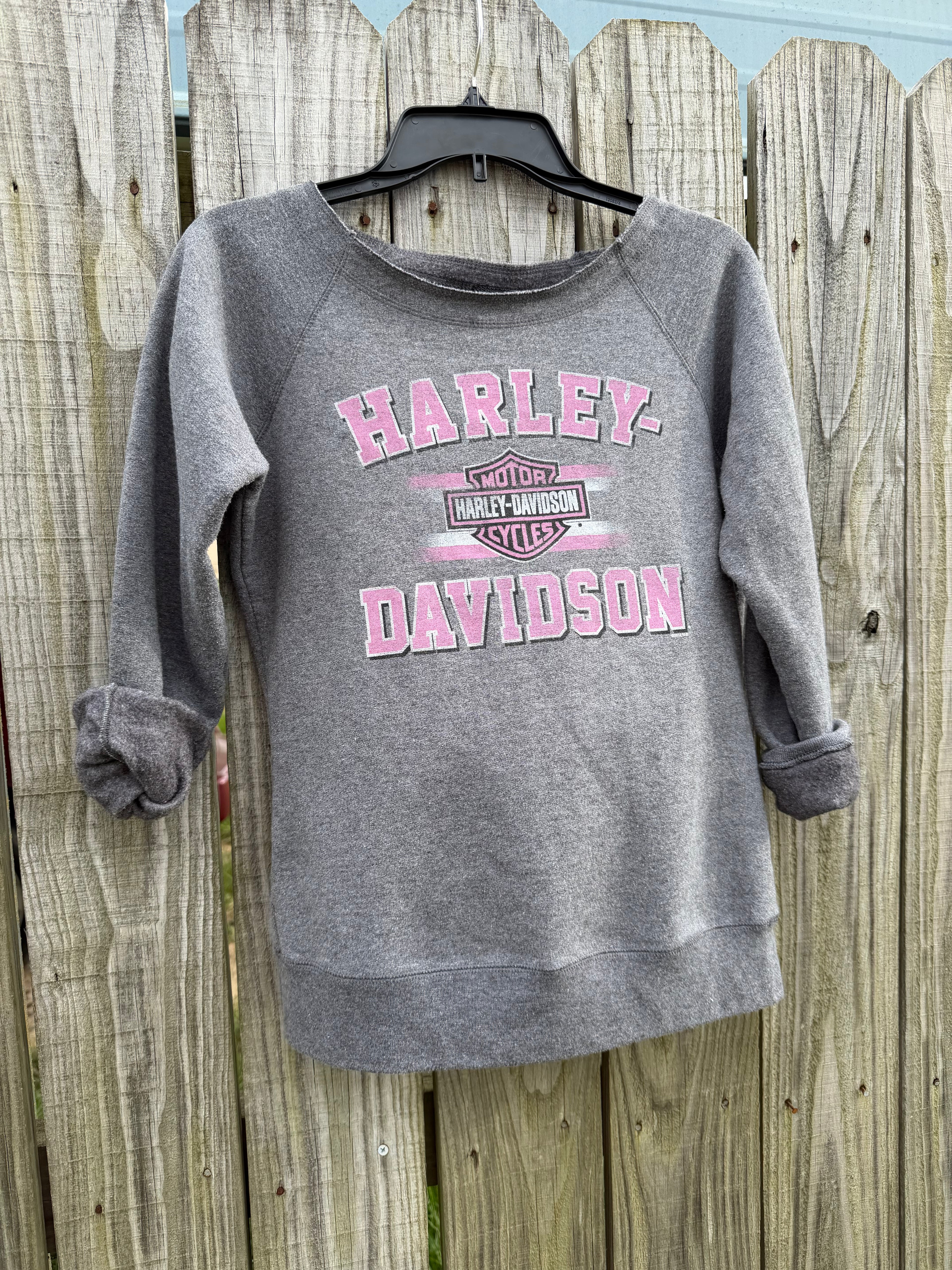 Custom vintage 🔥 off the shoulder Harley crew