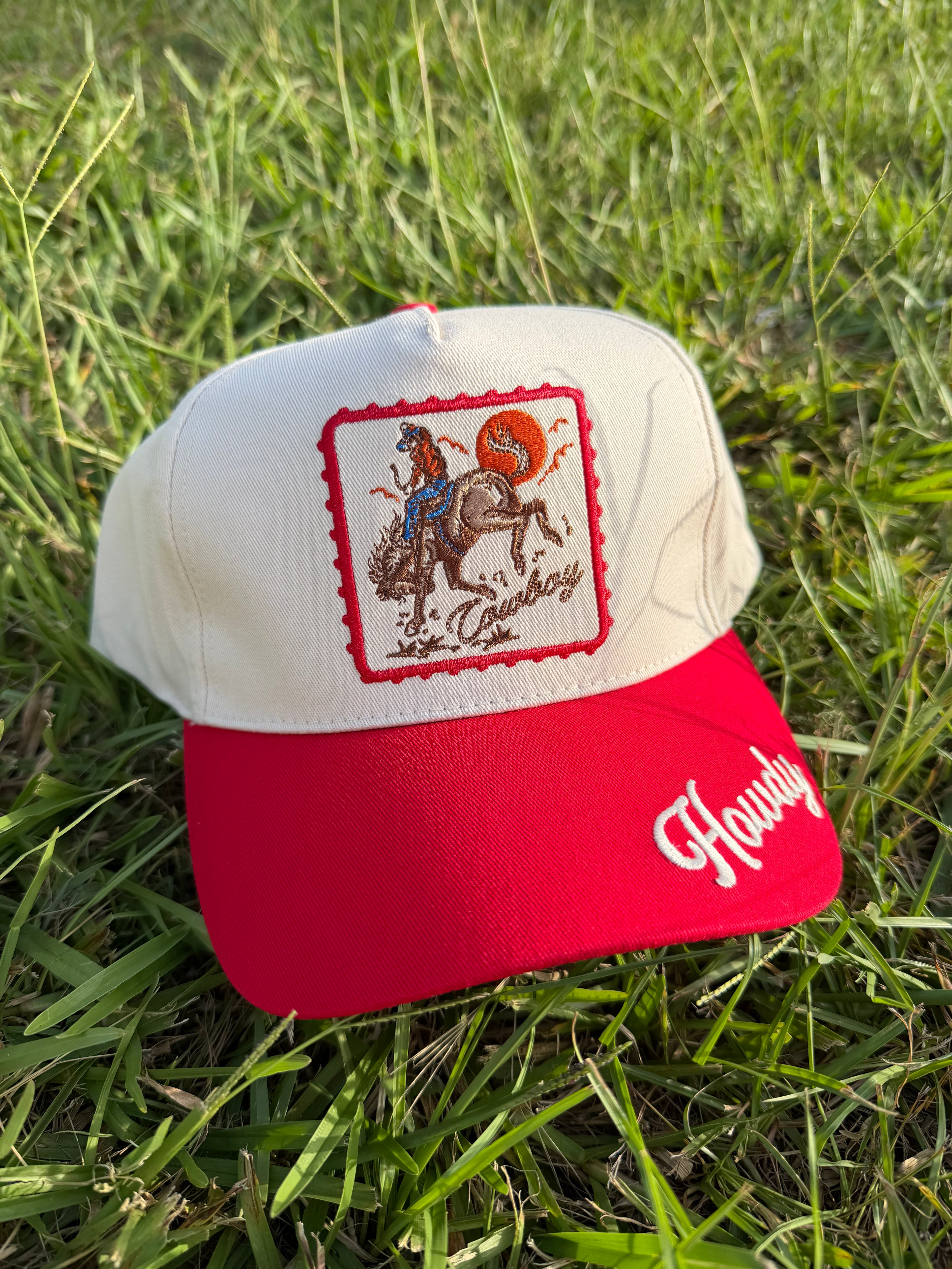 Howdy trucker hat