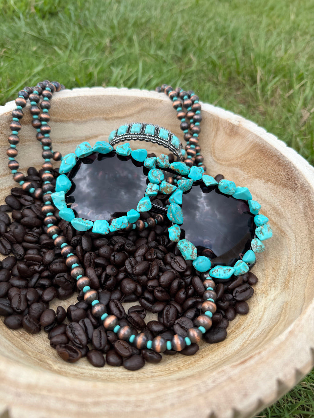 Stunning 🤩 ultra stoned turquoise sunnies 🦋