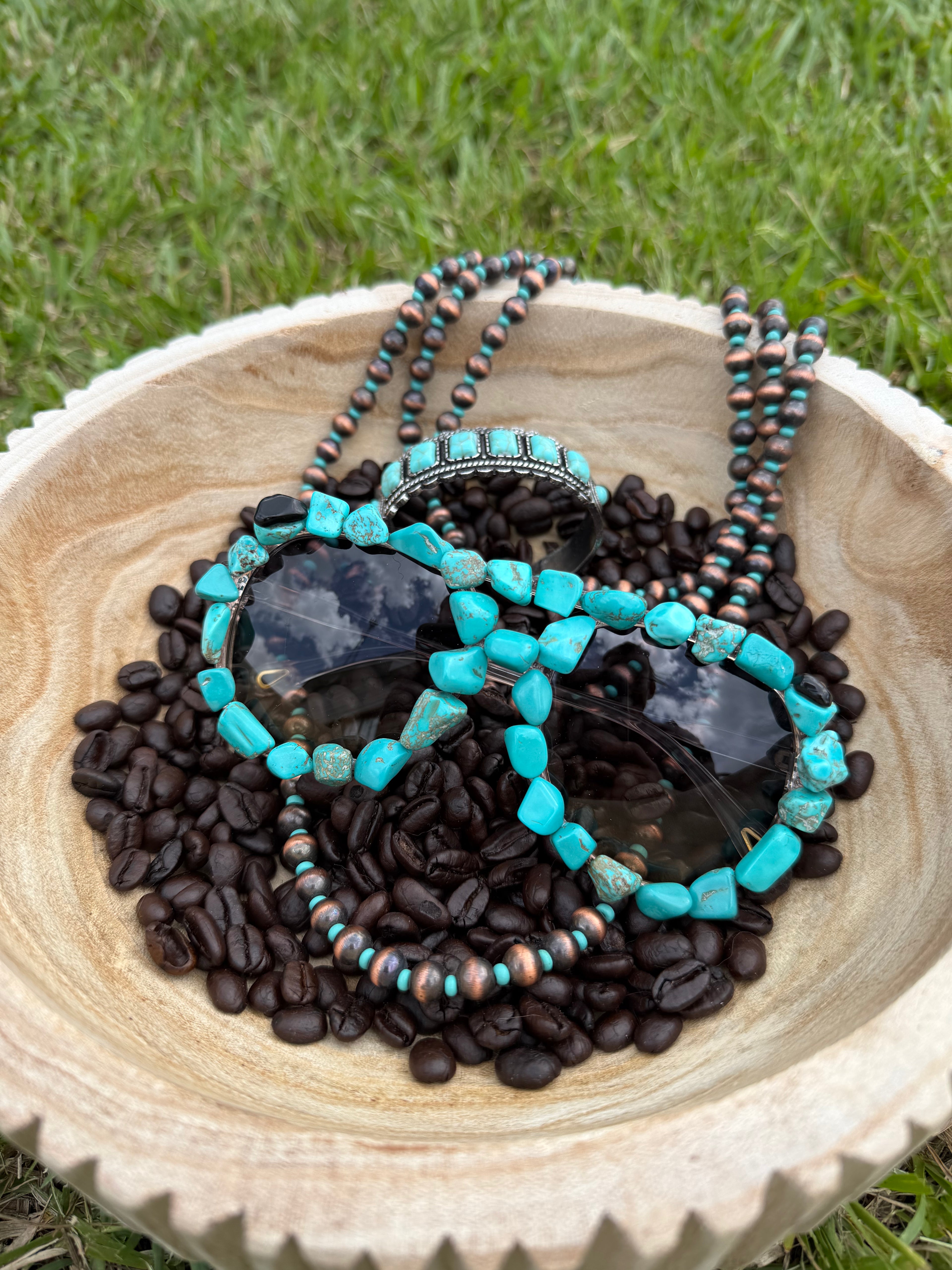 Stunning 🤩 ultra stoned turquoise sunnies 🦋
