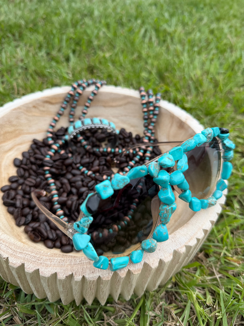 Stunning 🤩 ultra stoned turquoise sunnies 🦋