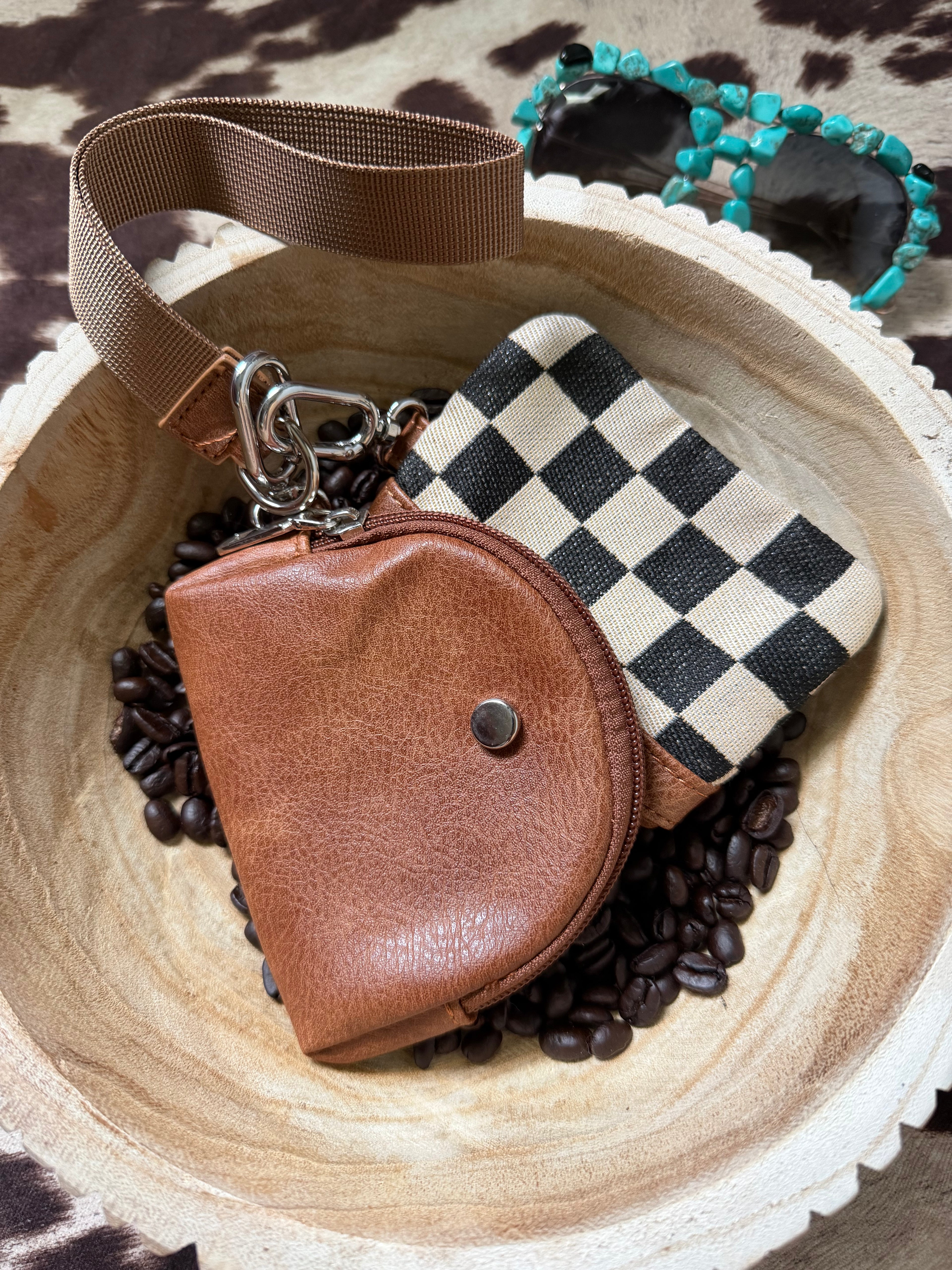 Checkered wristlet