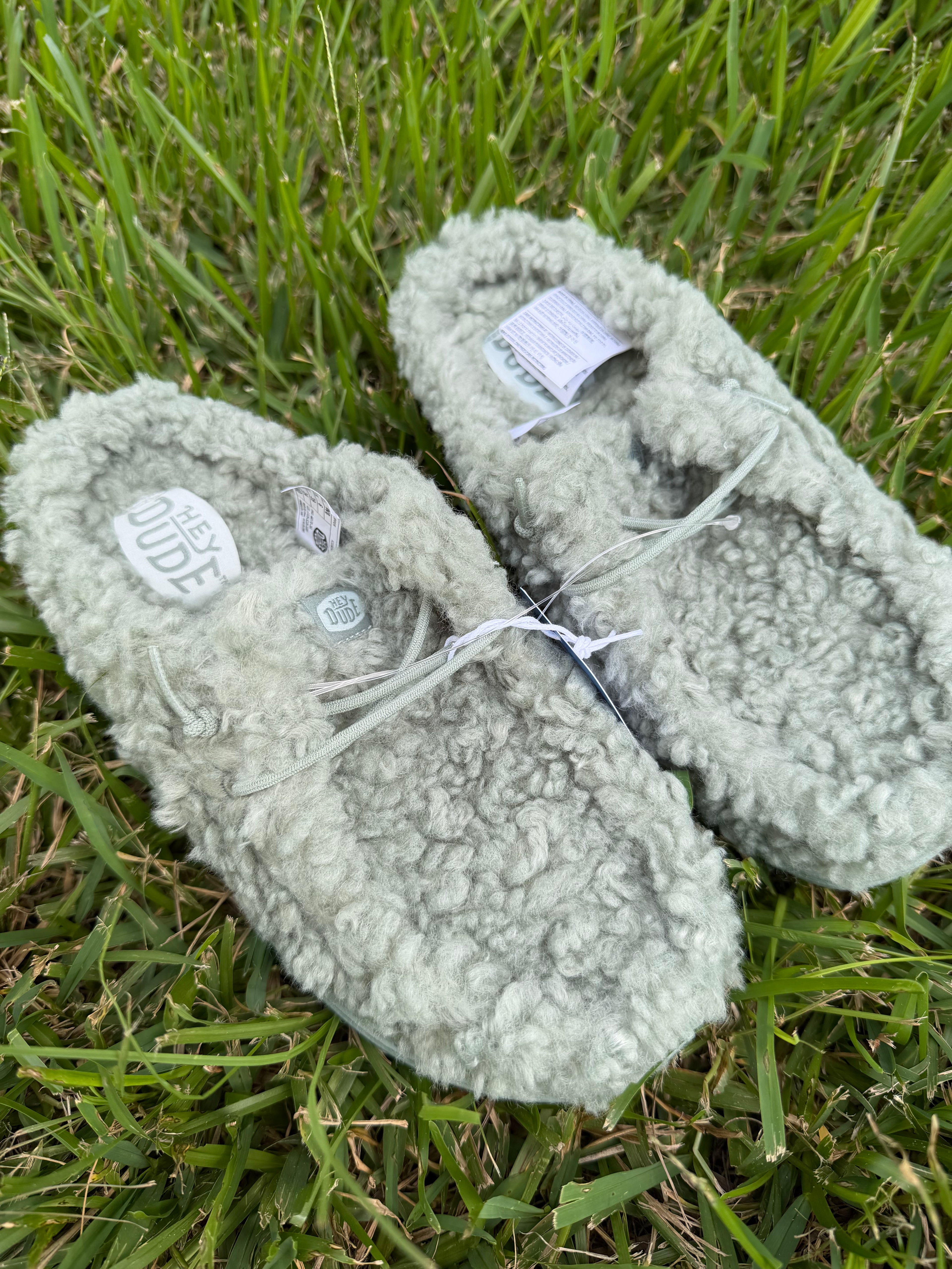 Sage green fuzzy hey dude 🔥