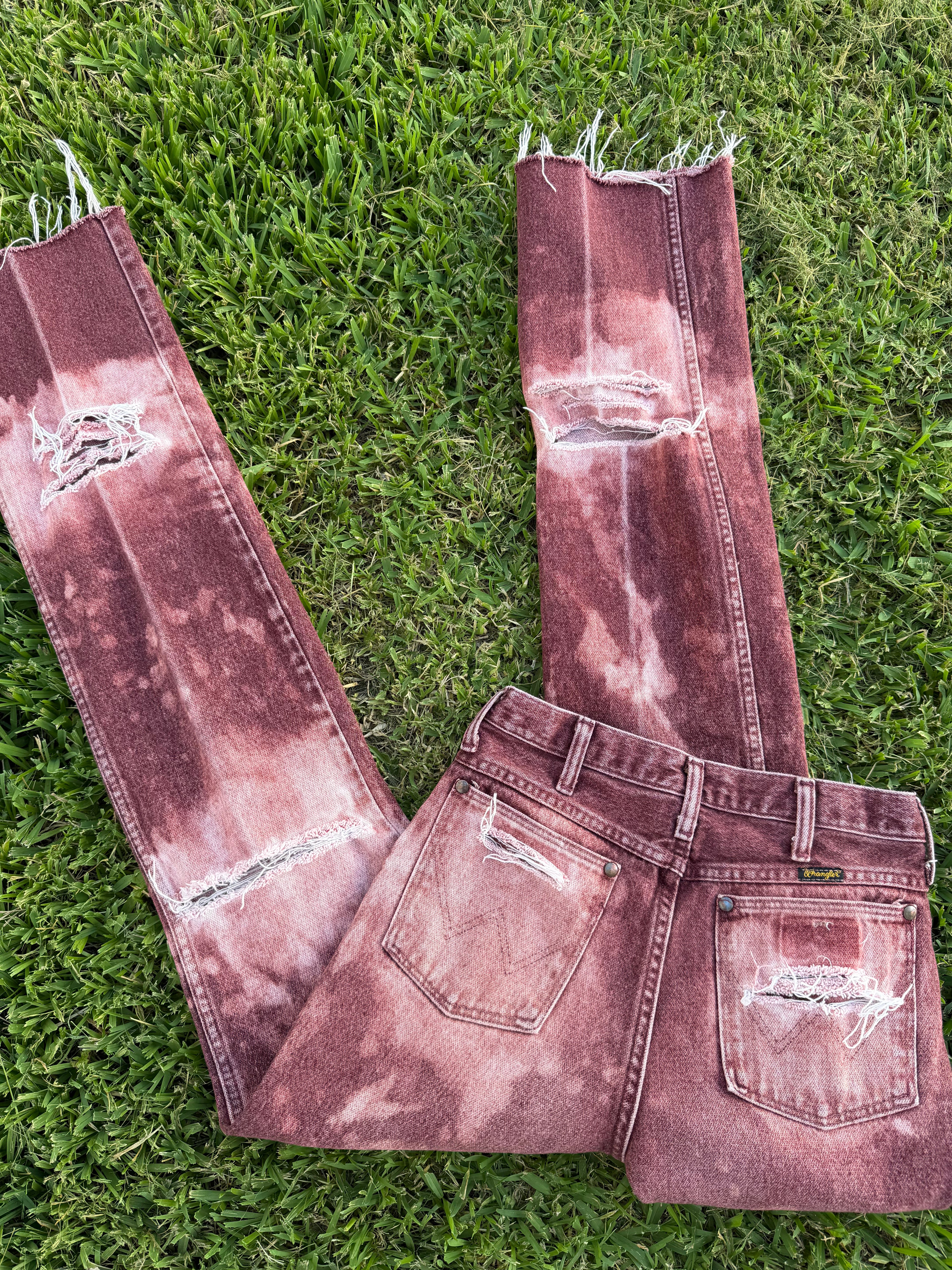 Stunning 🤩 acid washed wranglers