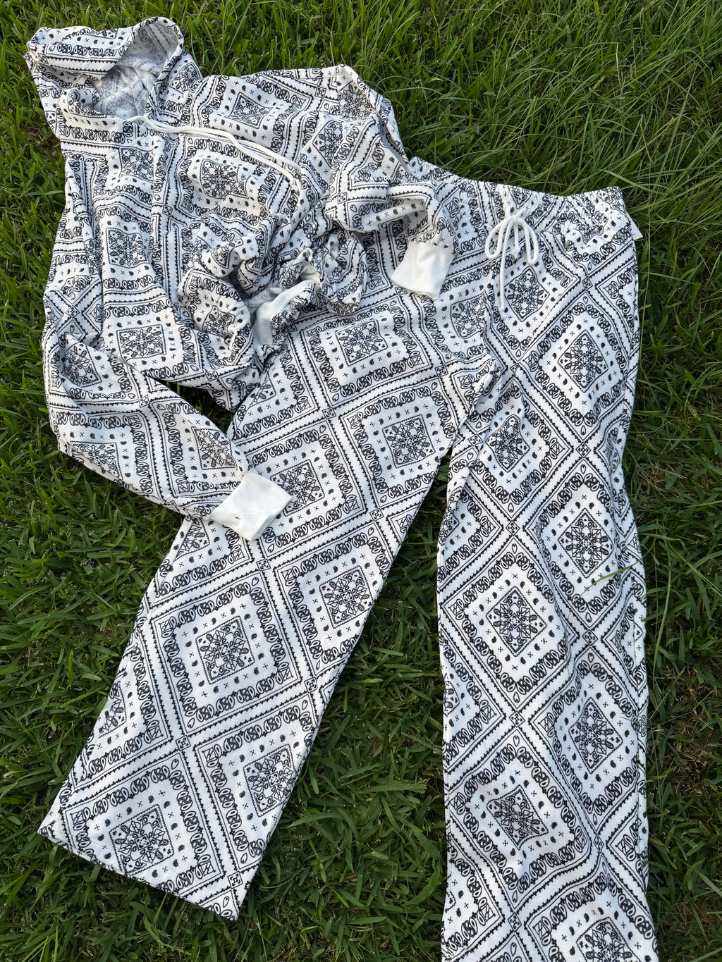 Bandana print sweat set 🔥