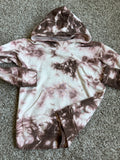 Lulu lemon all yours hoodie 
Euc size 4