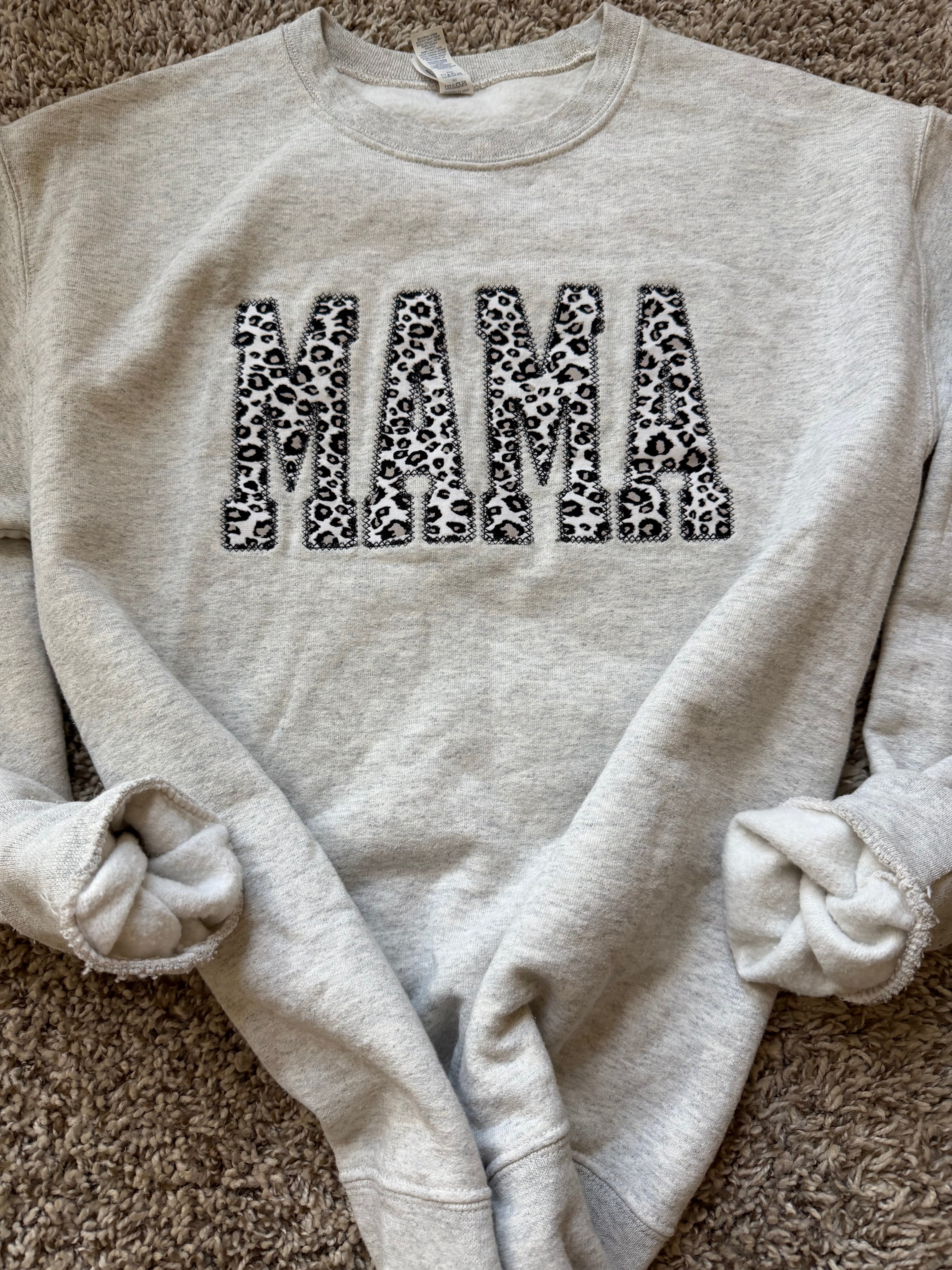 Mama leopard crew small
