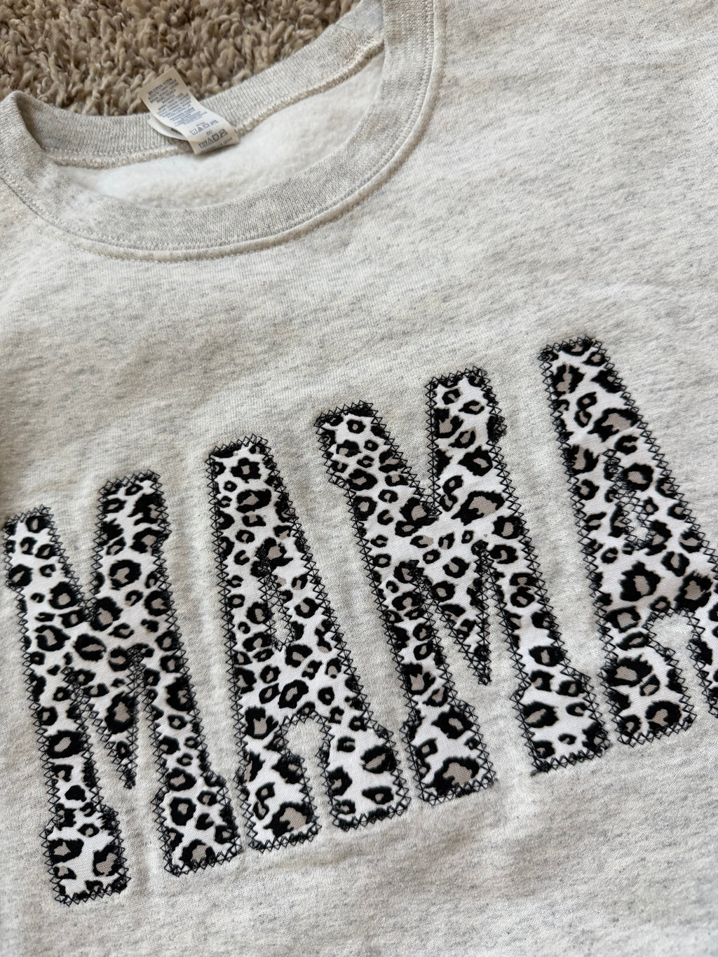 Mama leopard crew small