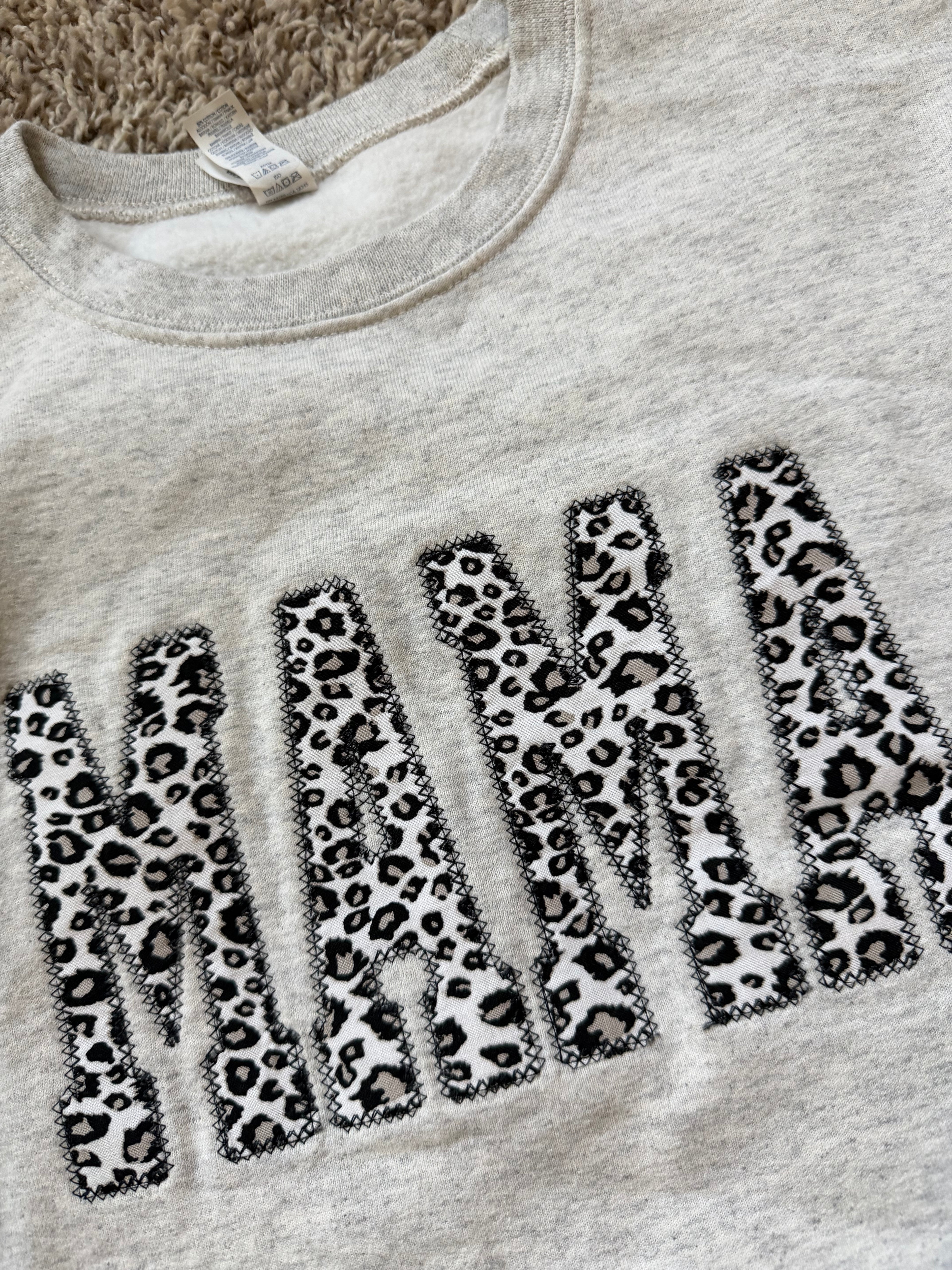 Mama leopard crew small