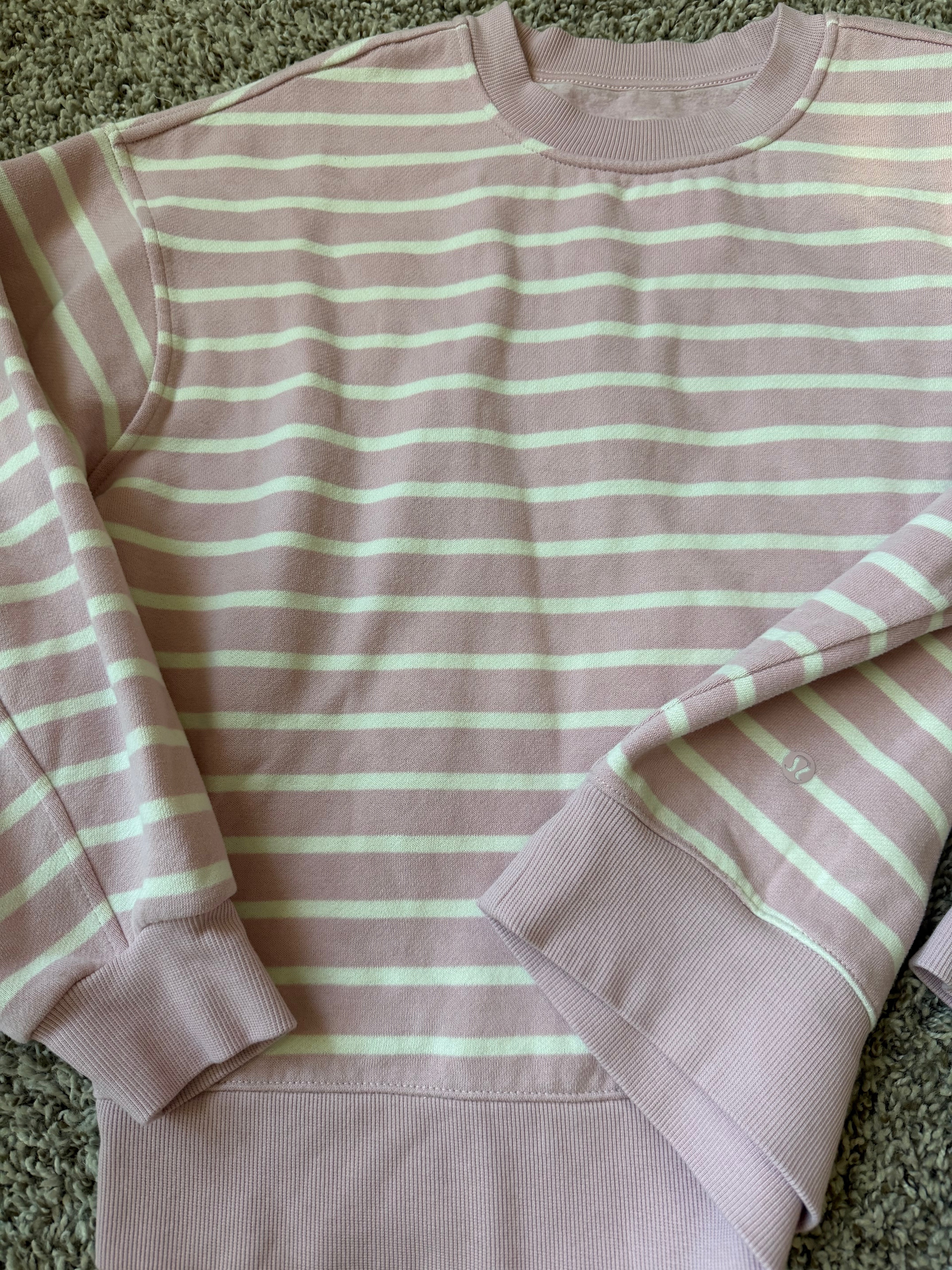 Lululemon Perfectly Oversized Fleece Crewneck Pullover (fits size 2/4ish)