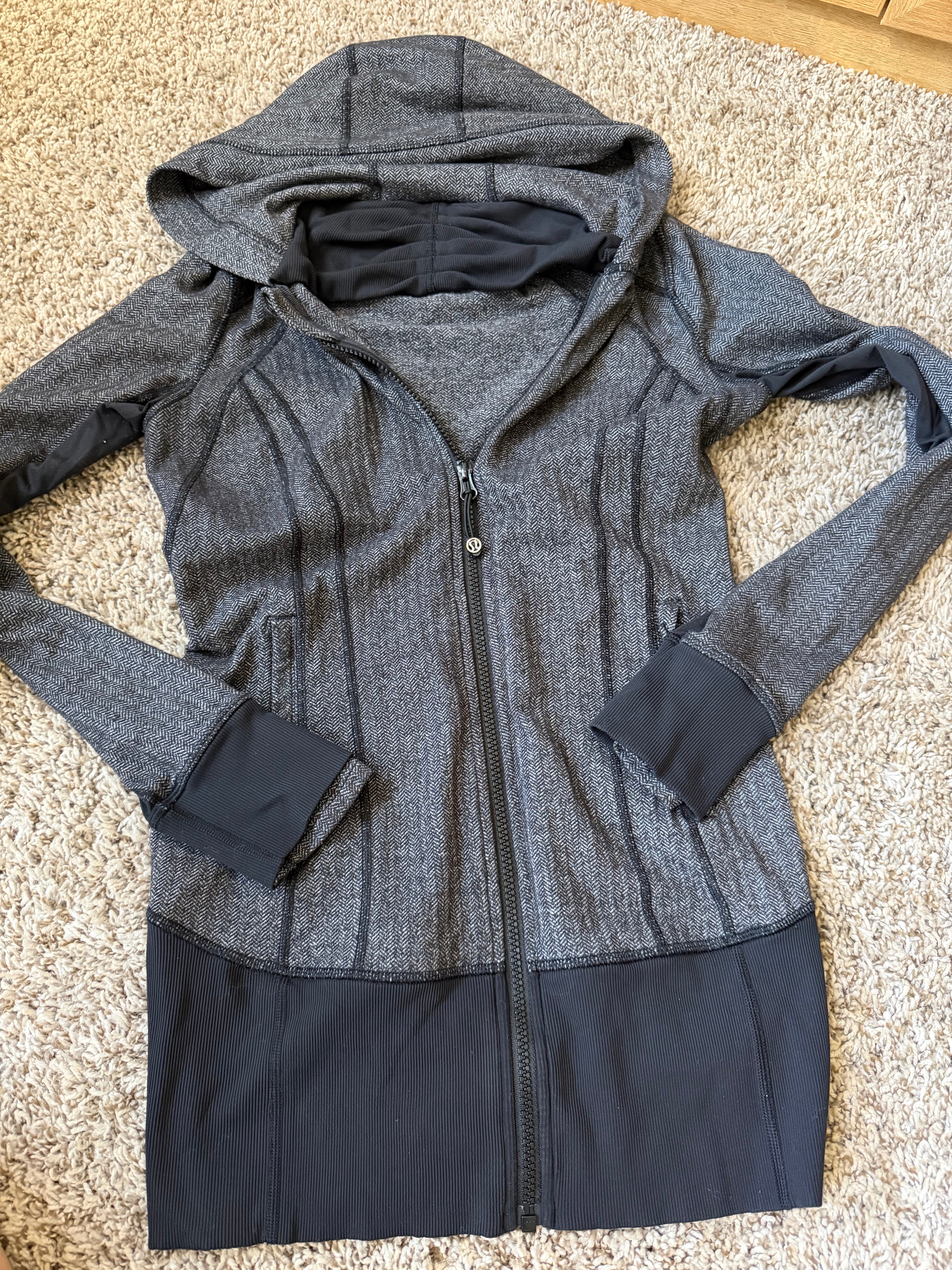 Lululemon Daily Practice Jacket size 6