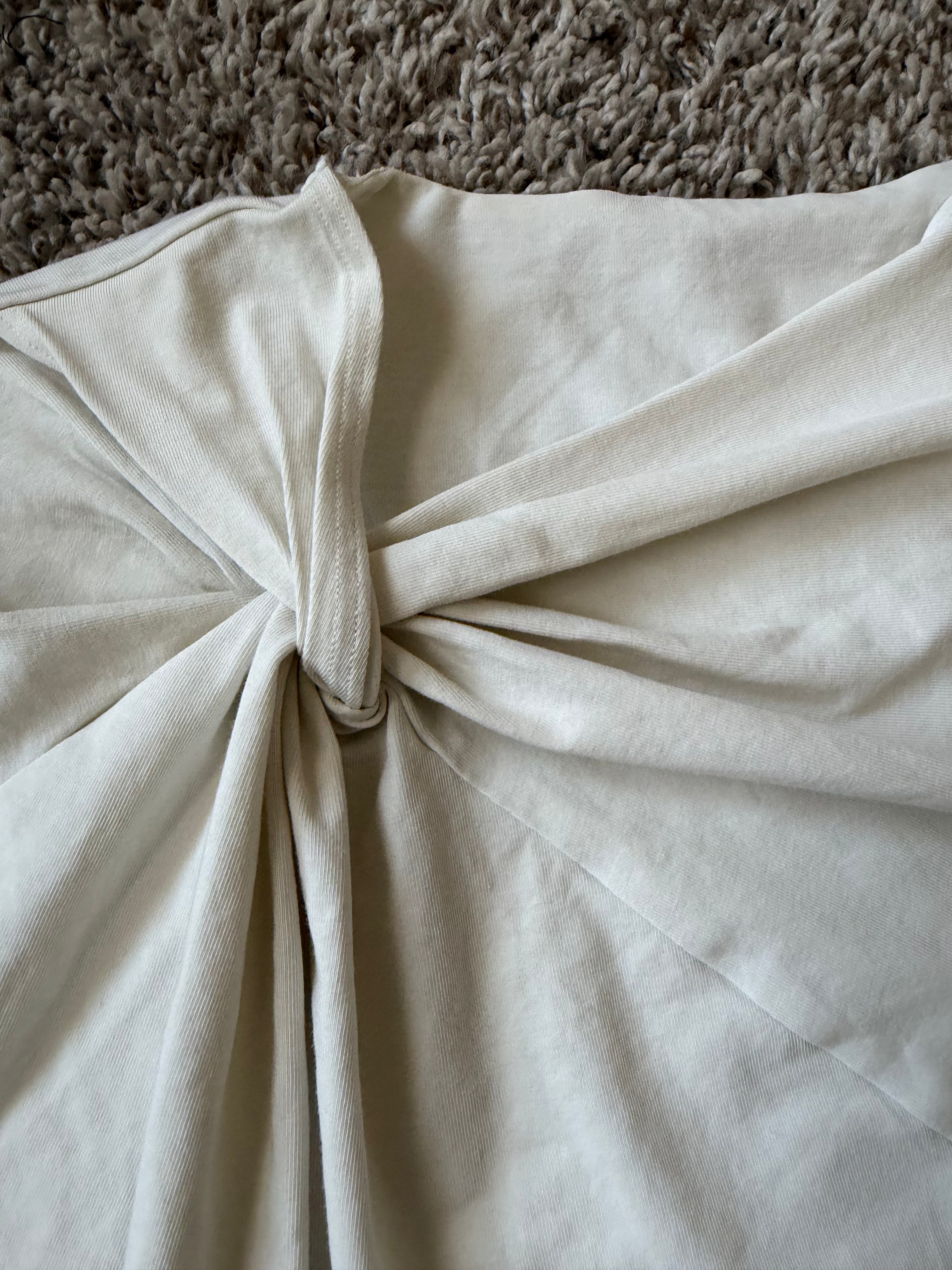 Lululemon Asymmetrical Front-Twist T-Shirt size 2