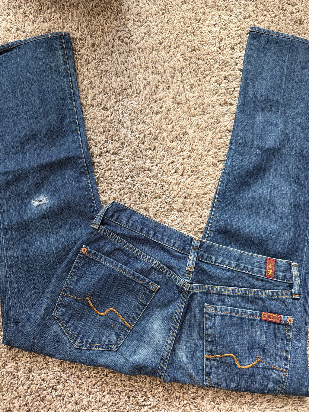 Vintage sevens size 28 (distressed)