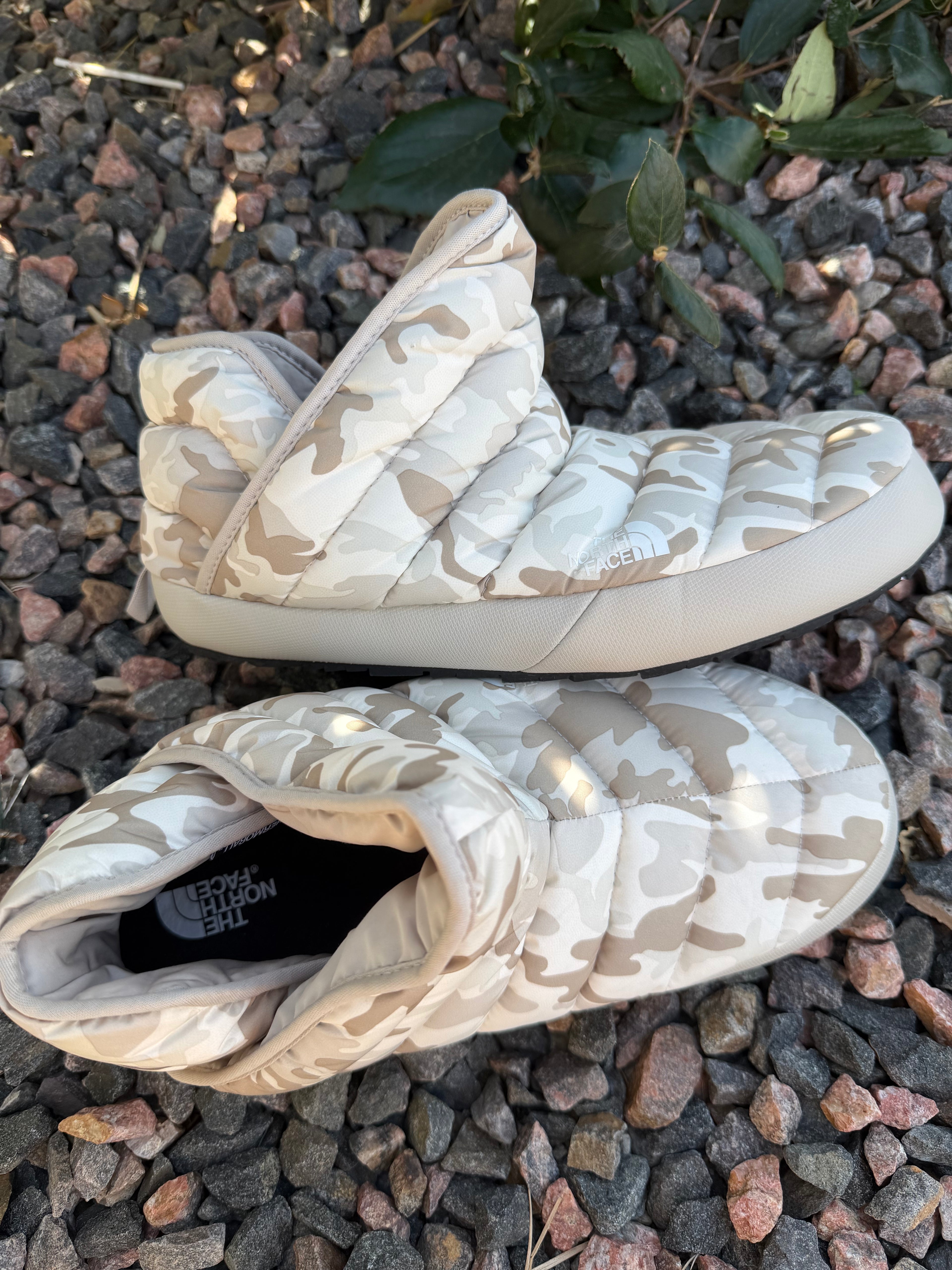 The North Face ThermoBall Traction Booties mens size 10
