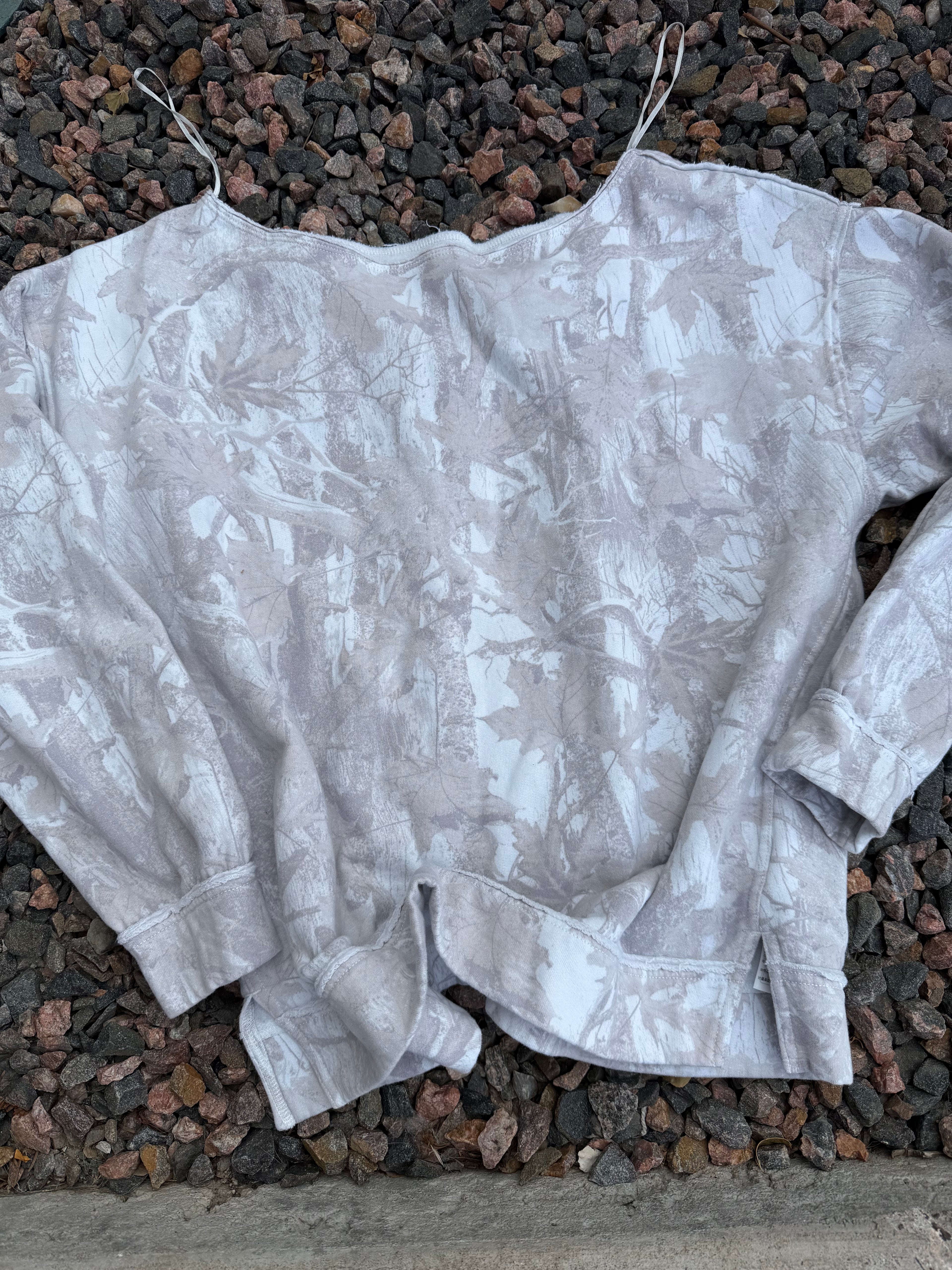 Revamped camo off the shoulder crew 🔥 medium