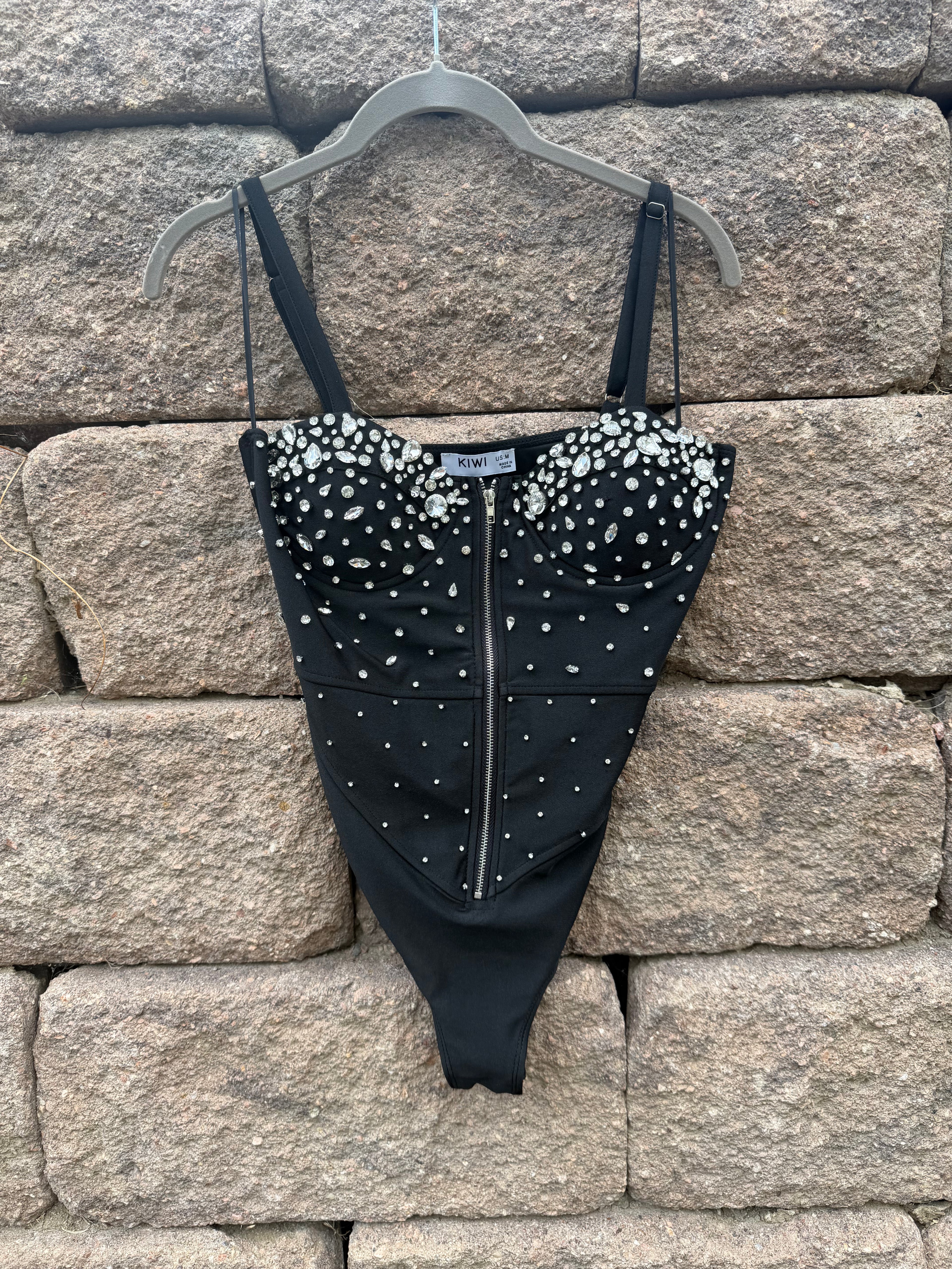 Stunning 🤩 body suit (M)