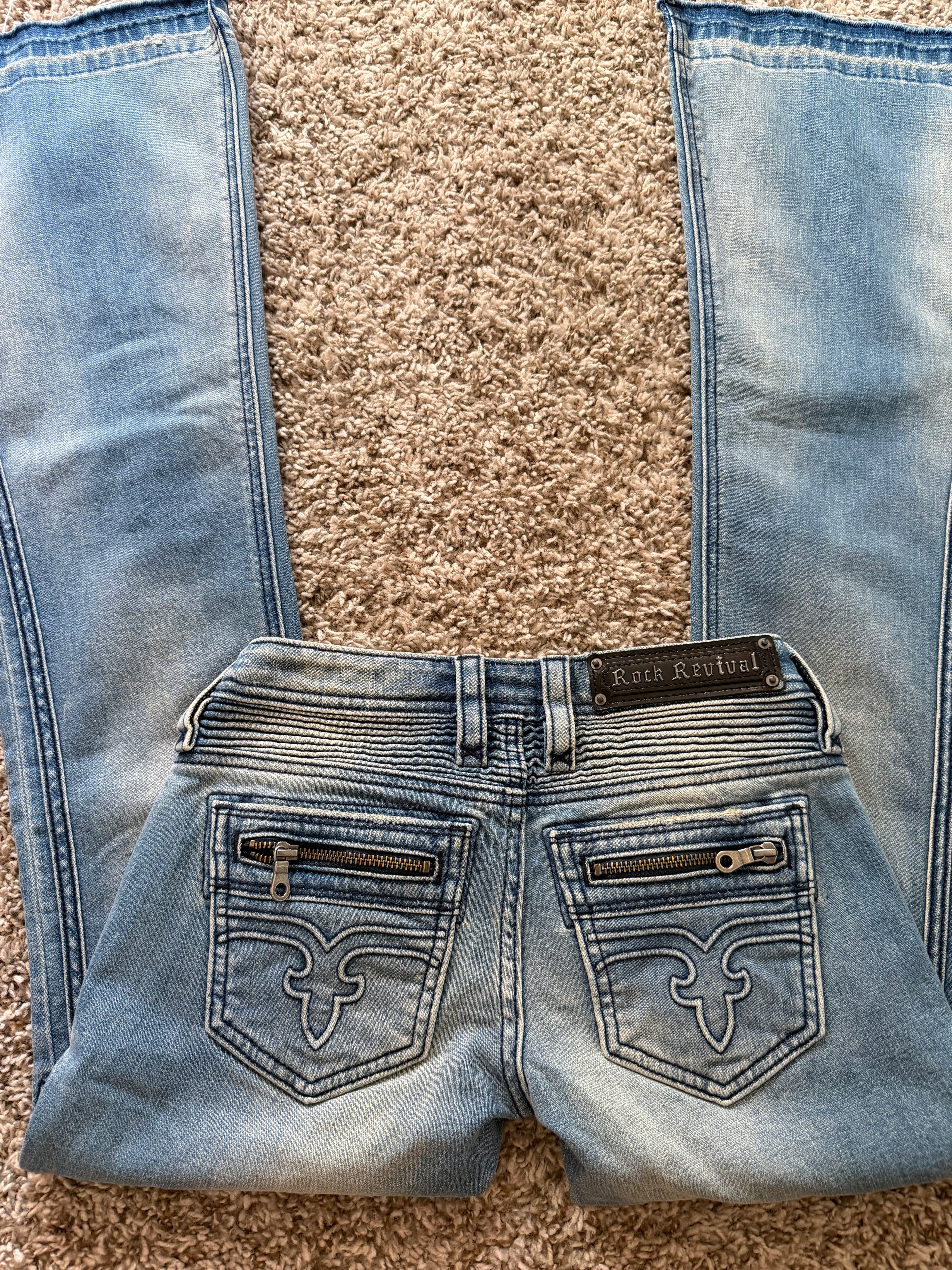 Y2K low rise 🔥 Rock Revival Joplin Super Low-Rise Flare in Denim raw hem size 24