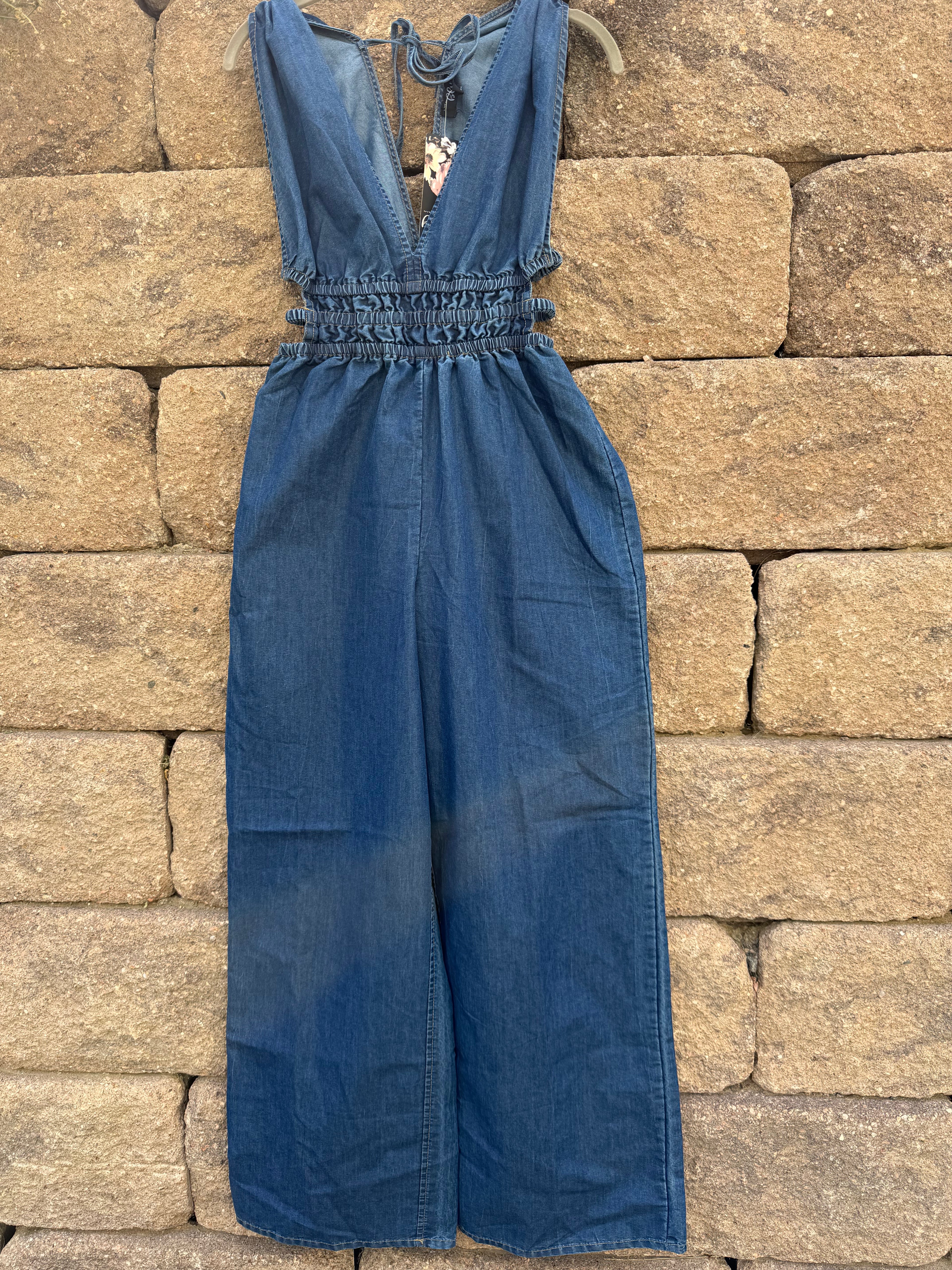 Boho denim jump suit 🫶🏻🚨 small