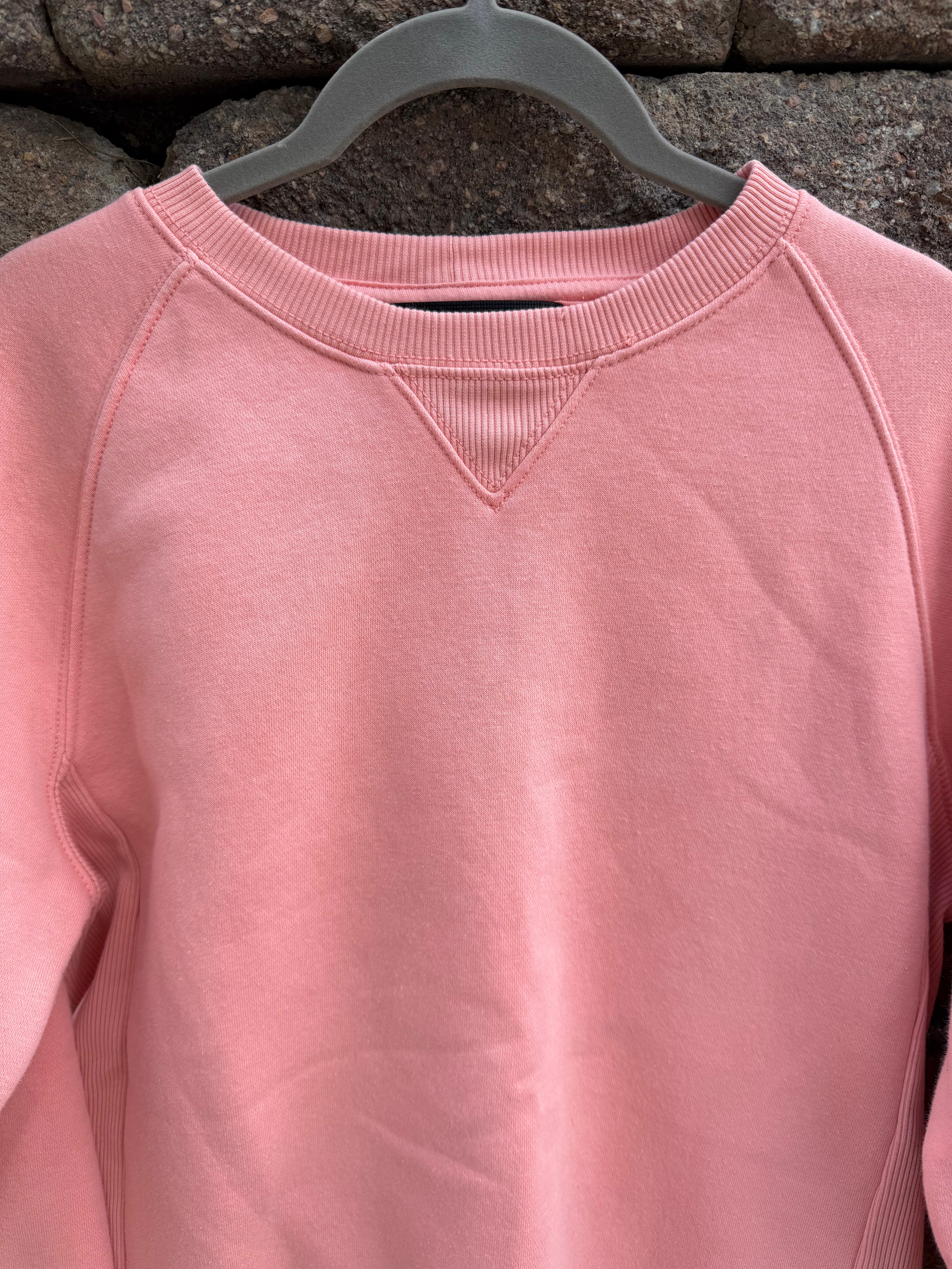 Pink/coral carhart crew medium