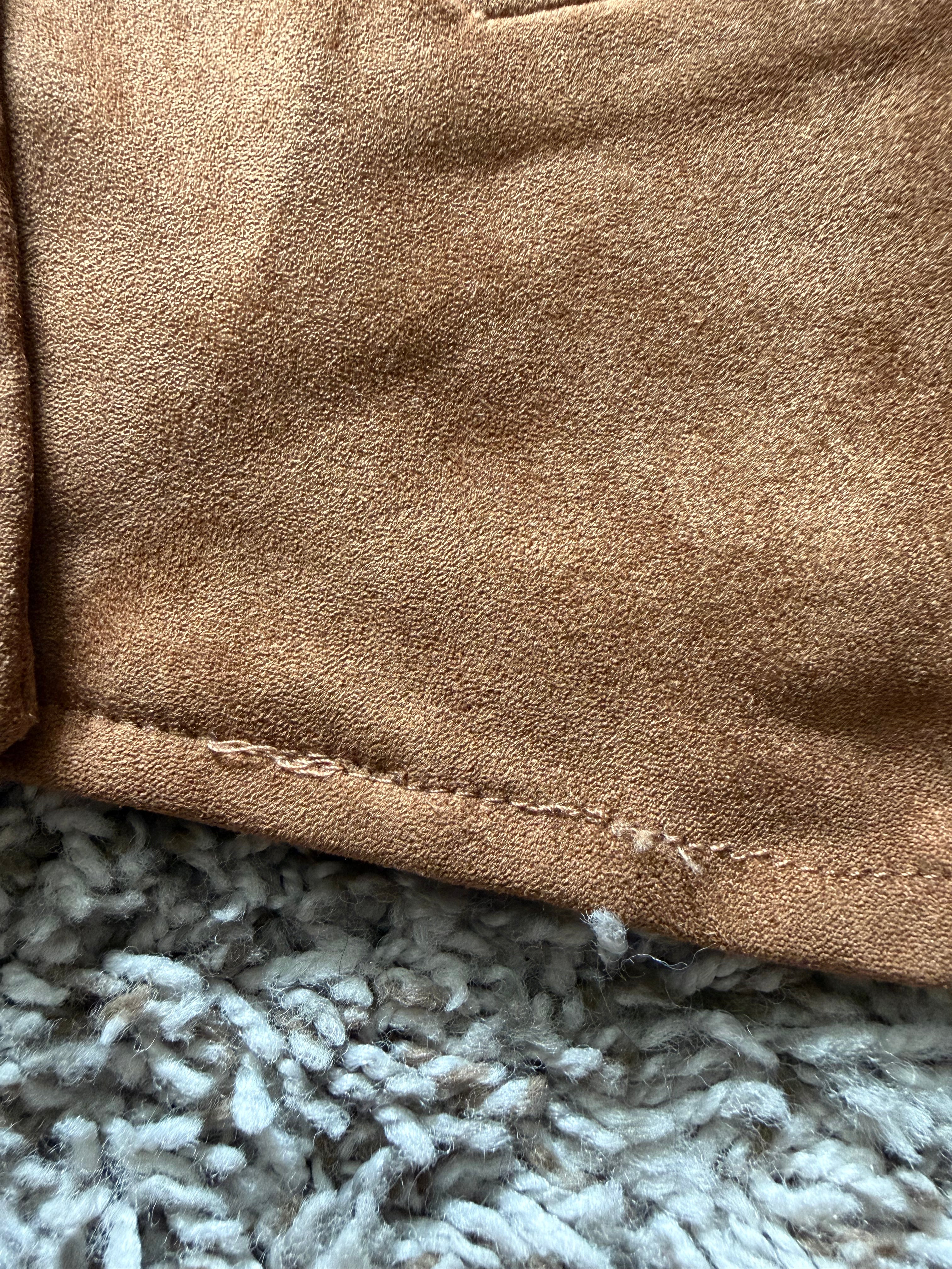 Suede studded Wester vest 🍂🍁 M