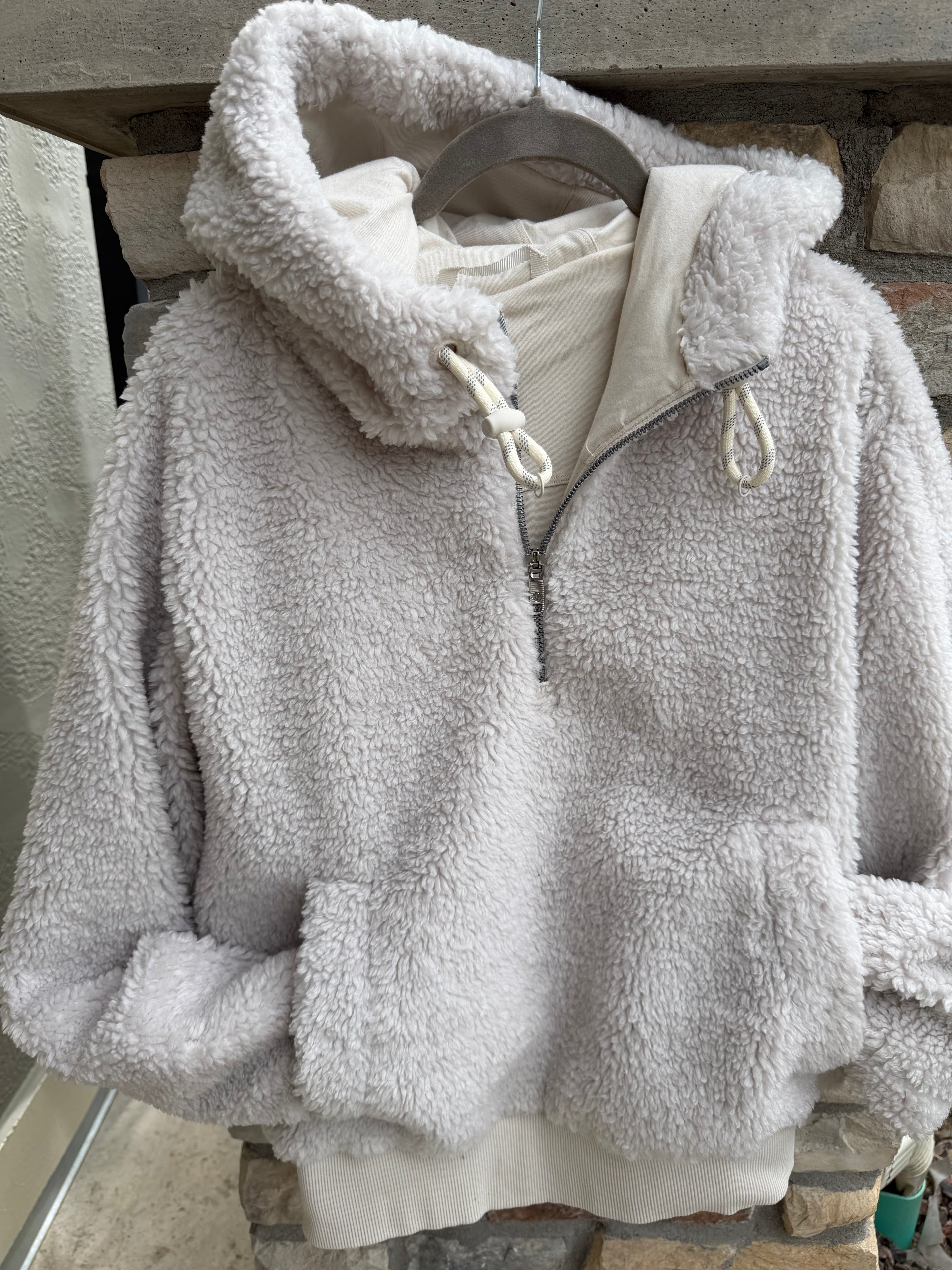 Lulu lemon quarter zip Sherpa size 10