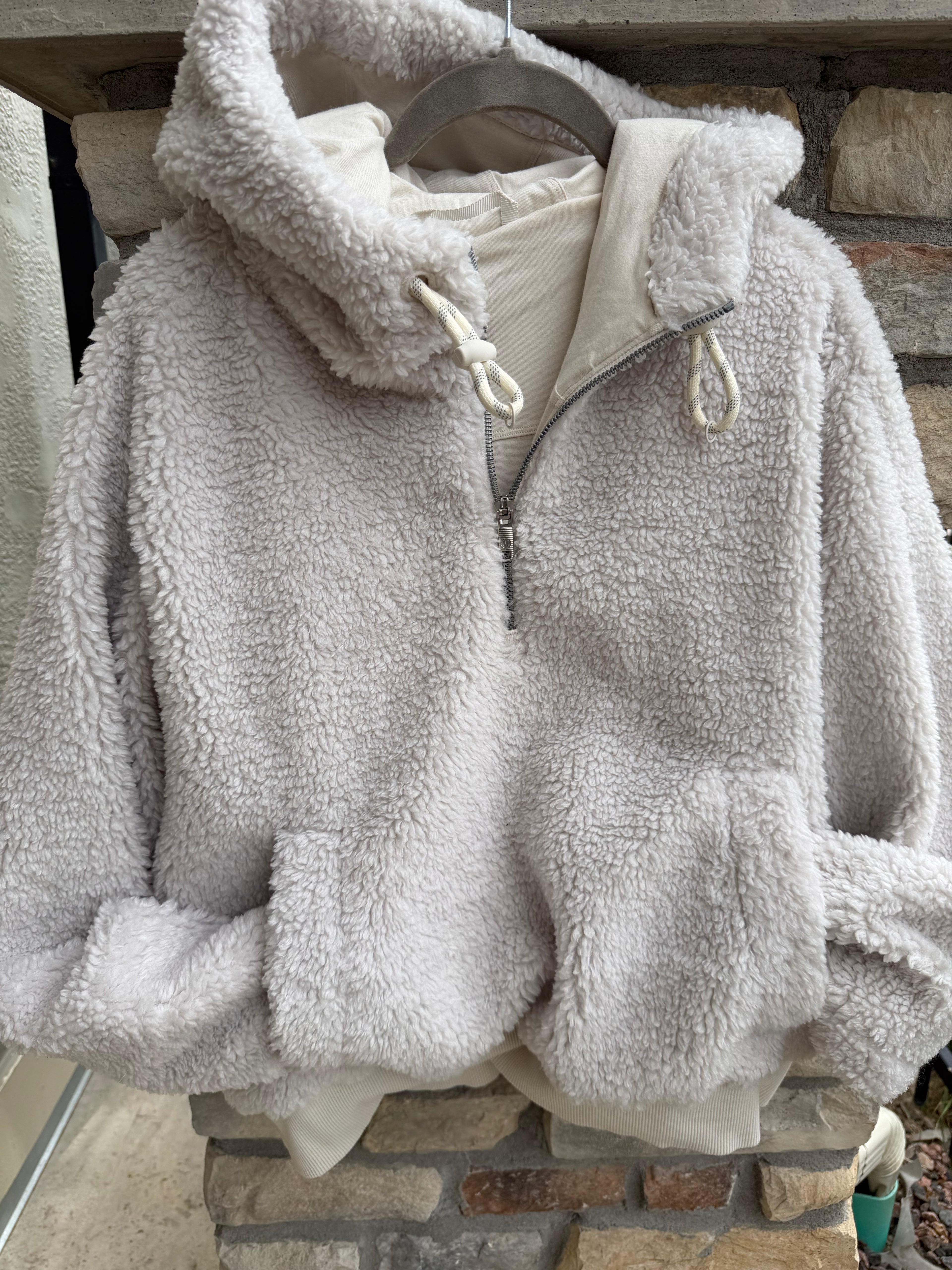 Lulu lemon quarter zip Sherpa size 10