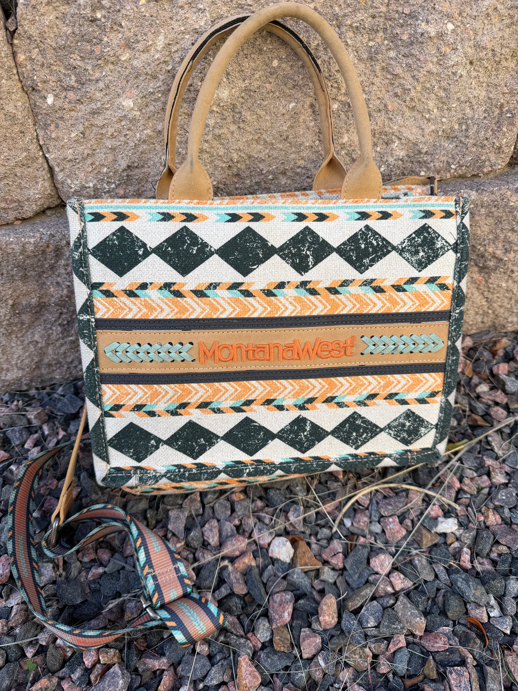 Montana West bucket bag 🍁🍂