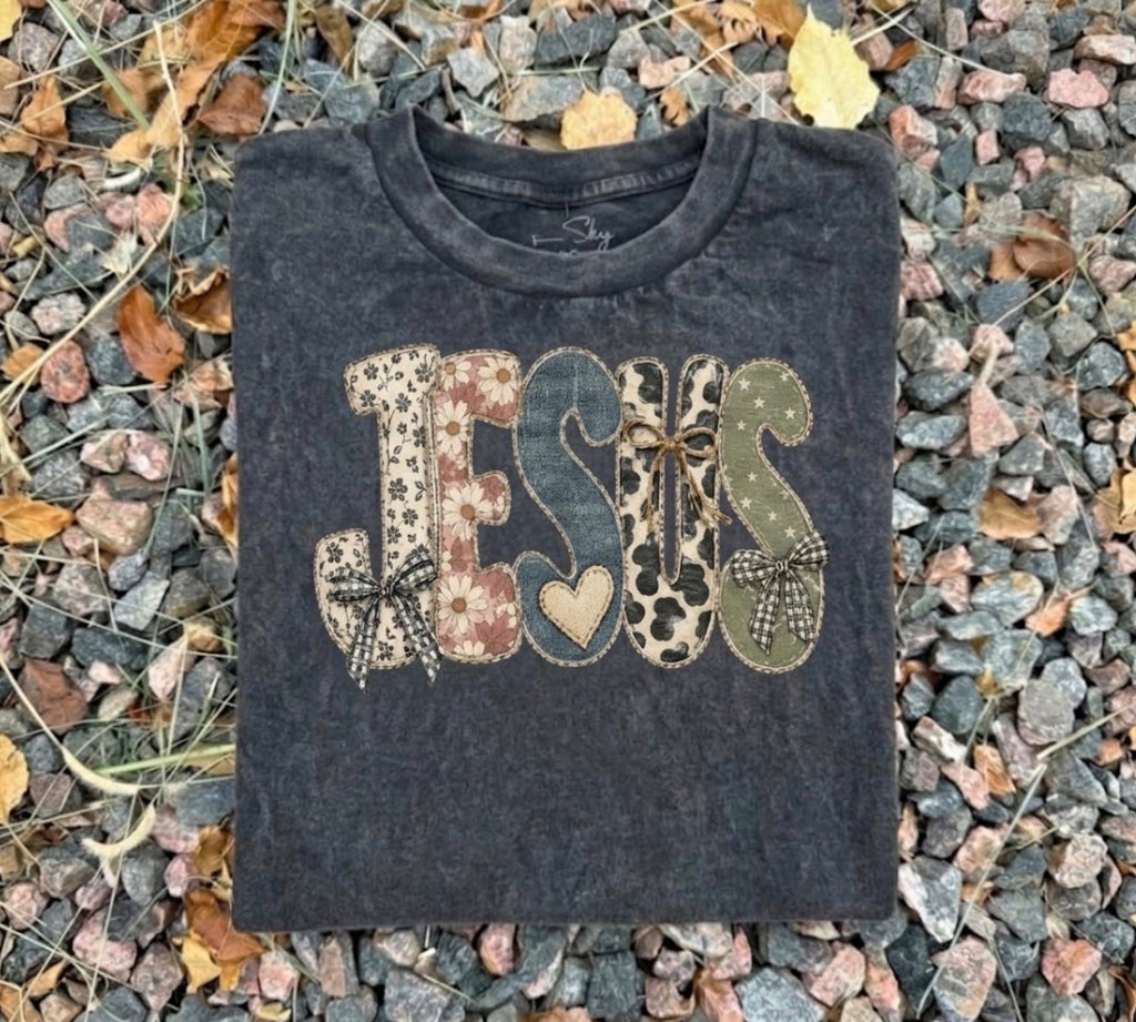 JESUS patchwork tee 🔥