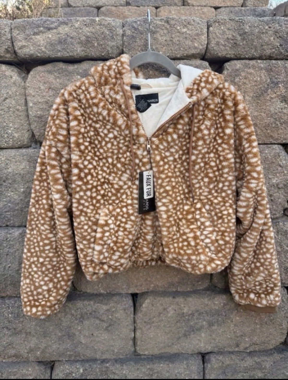 Bambi print faux fur cropped full zip jacket 🔥