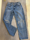 Distressed levis 🔥 size 28