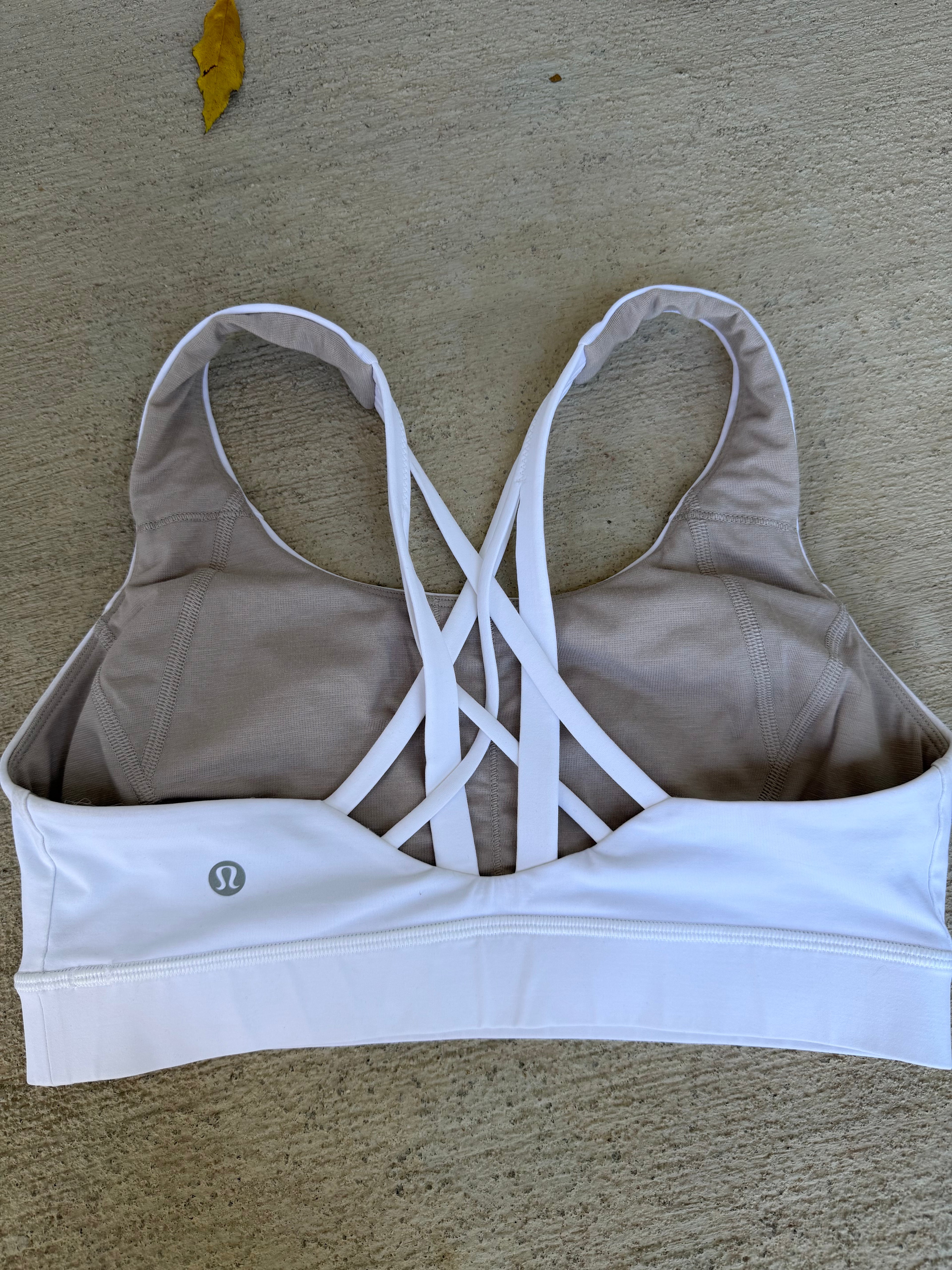 Lulu lemon 🍋 free to be bra size 8